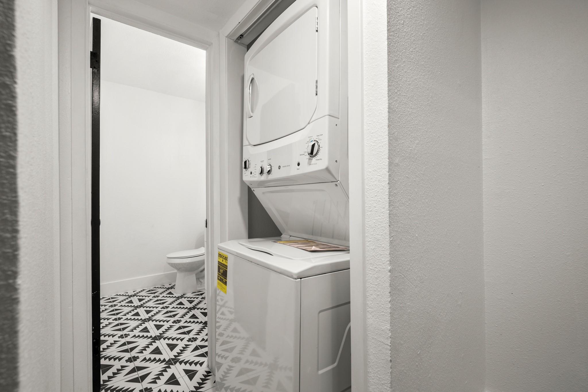 909 Reinli St # 103, Austin, TX 78751