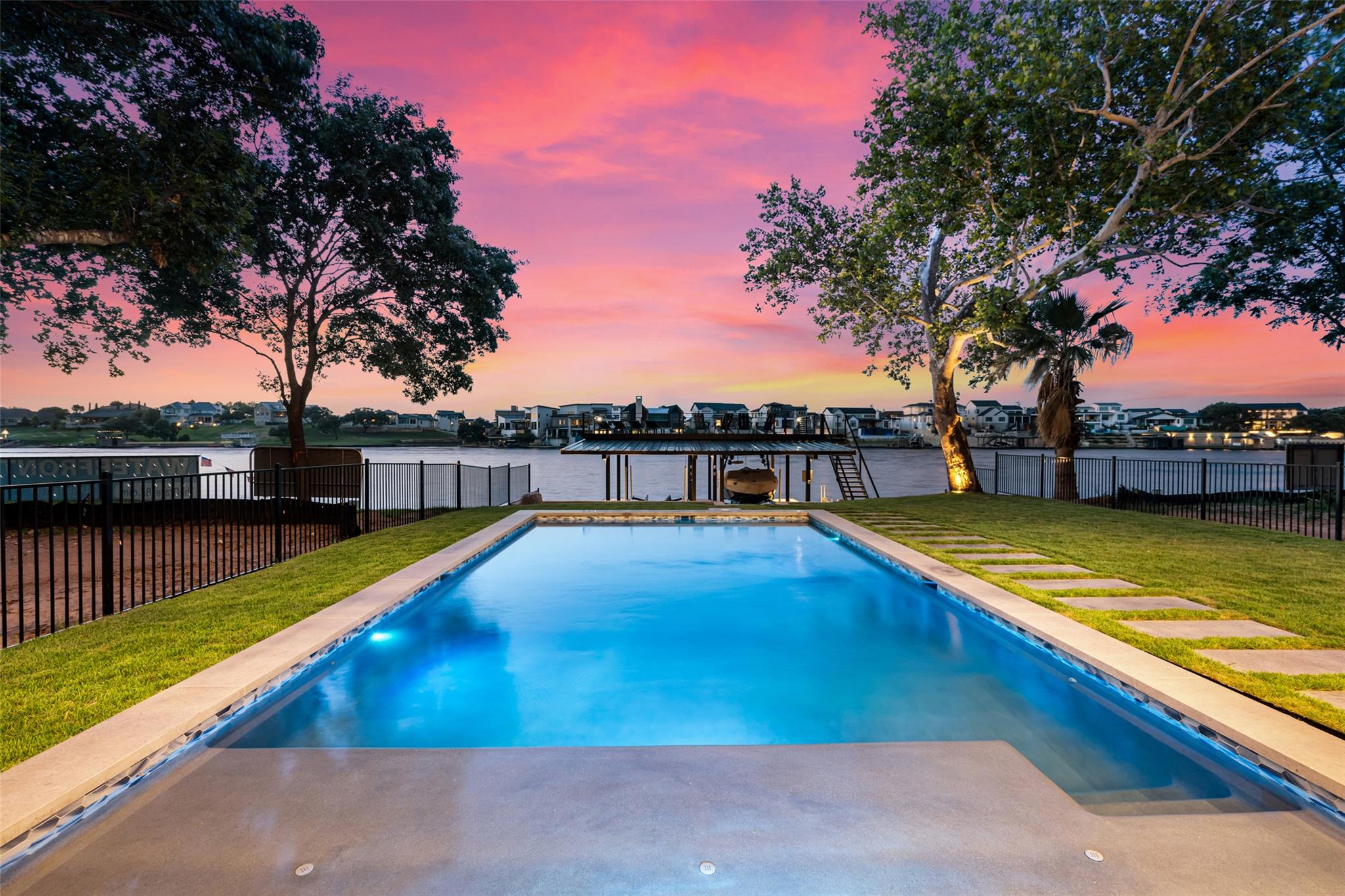 613 Lake St, Kingsland, TX 78639