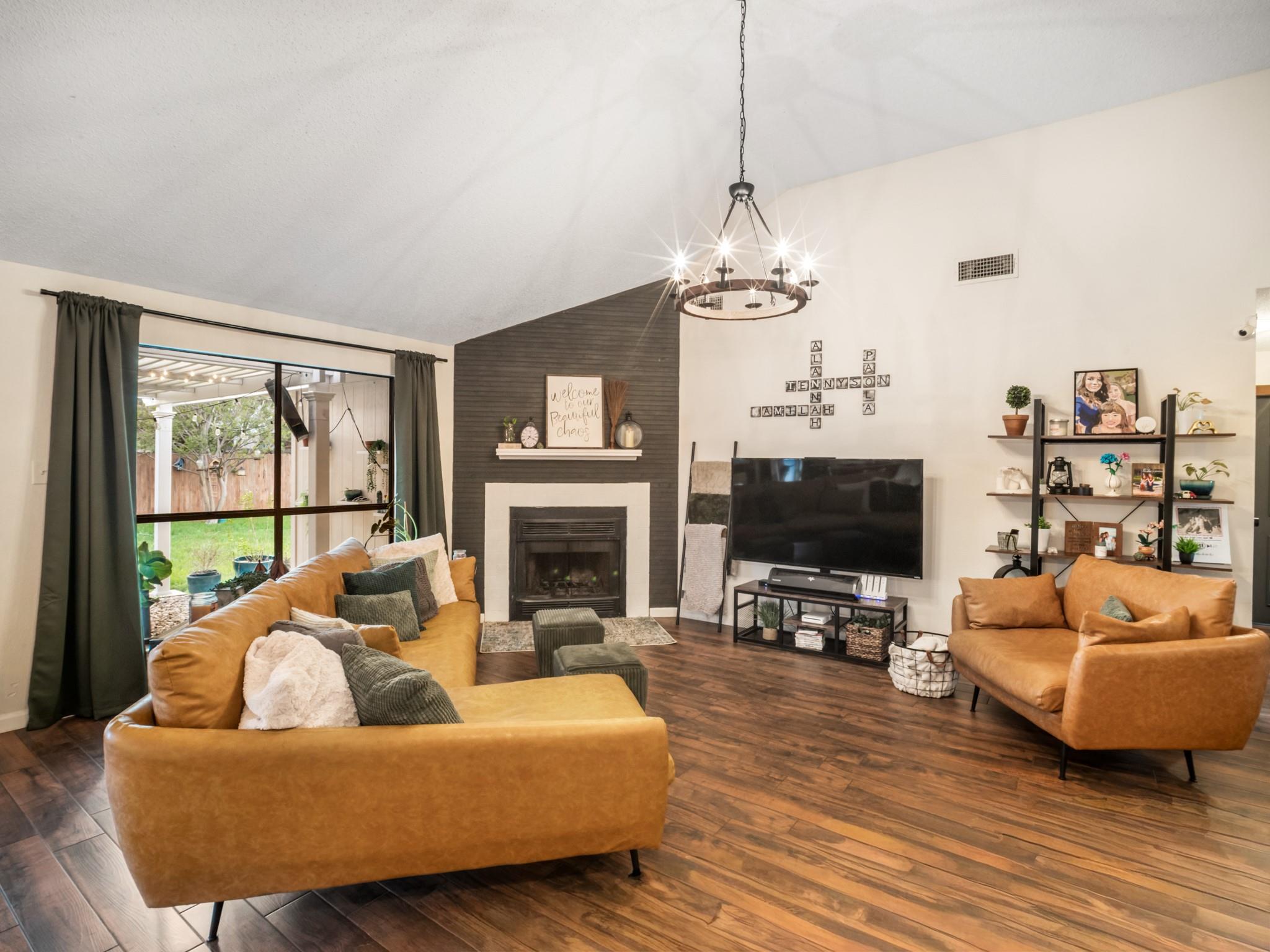 505 Eaglecreek Dr, Leander, TX 78641