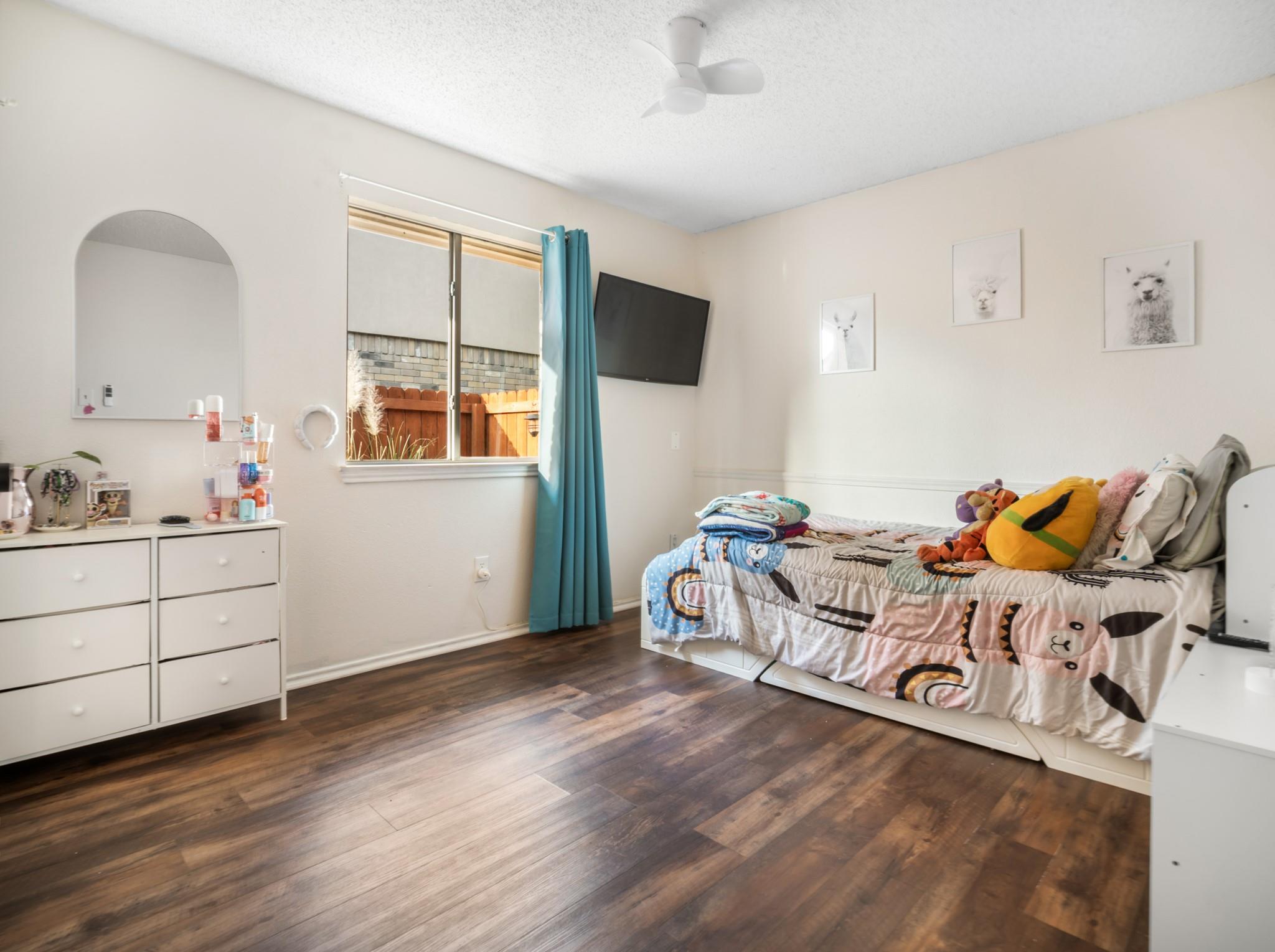 505 Eaglecreek Dr, Leander, TX 78641