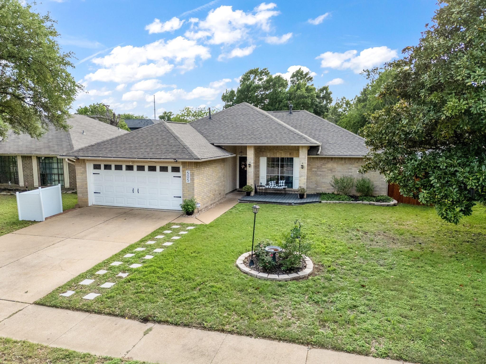 505 Eaglecreek Dr, Leander, TX 78641