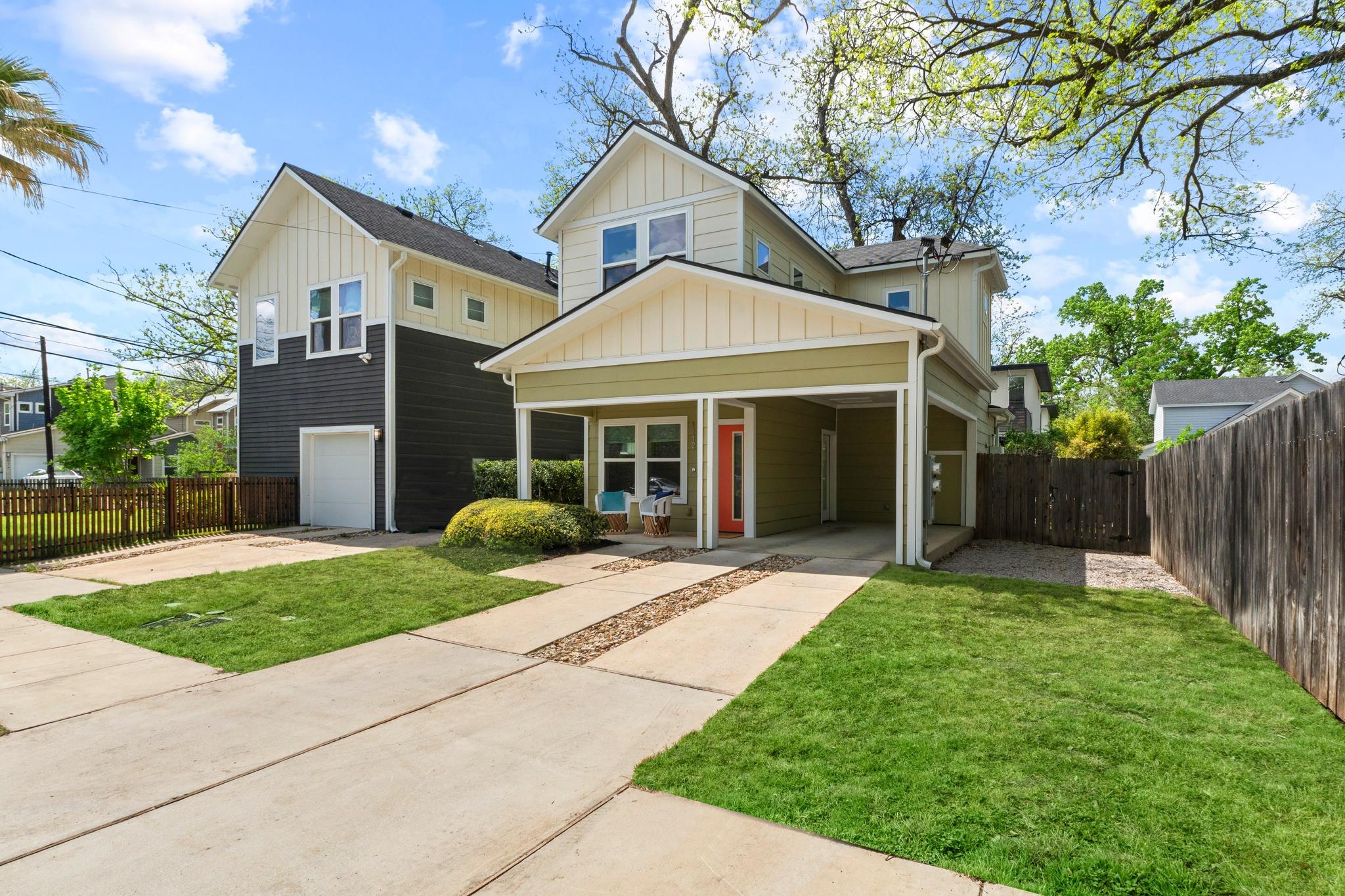 1112 Linden St # B, Austin, TX 78702