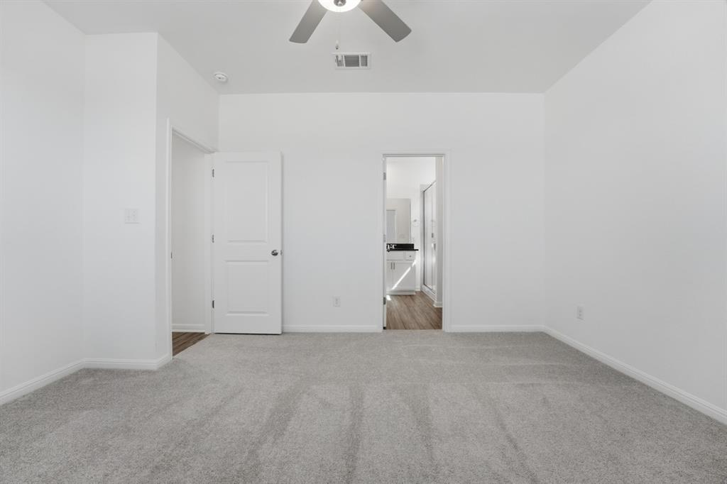 201 Betsy Rd, Hutto, TX 78634