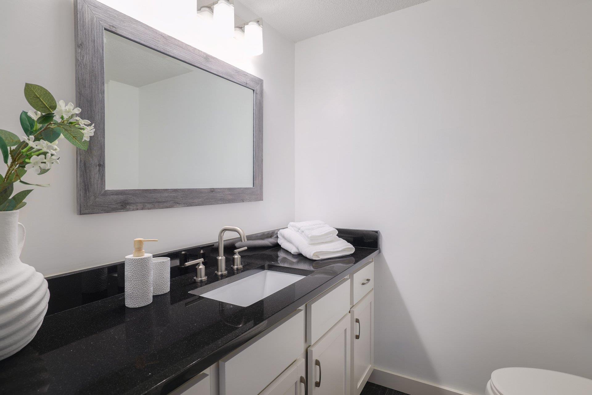 6628 E Hill Dr, Austin, TX 78731