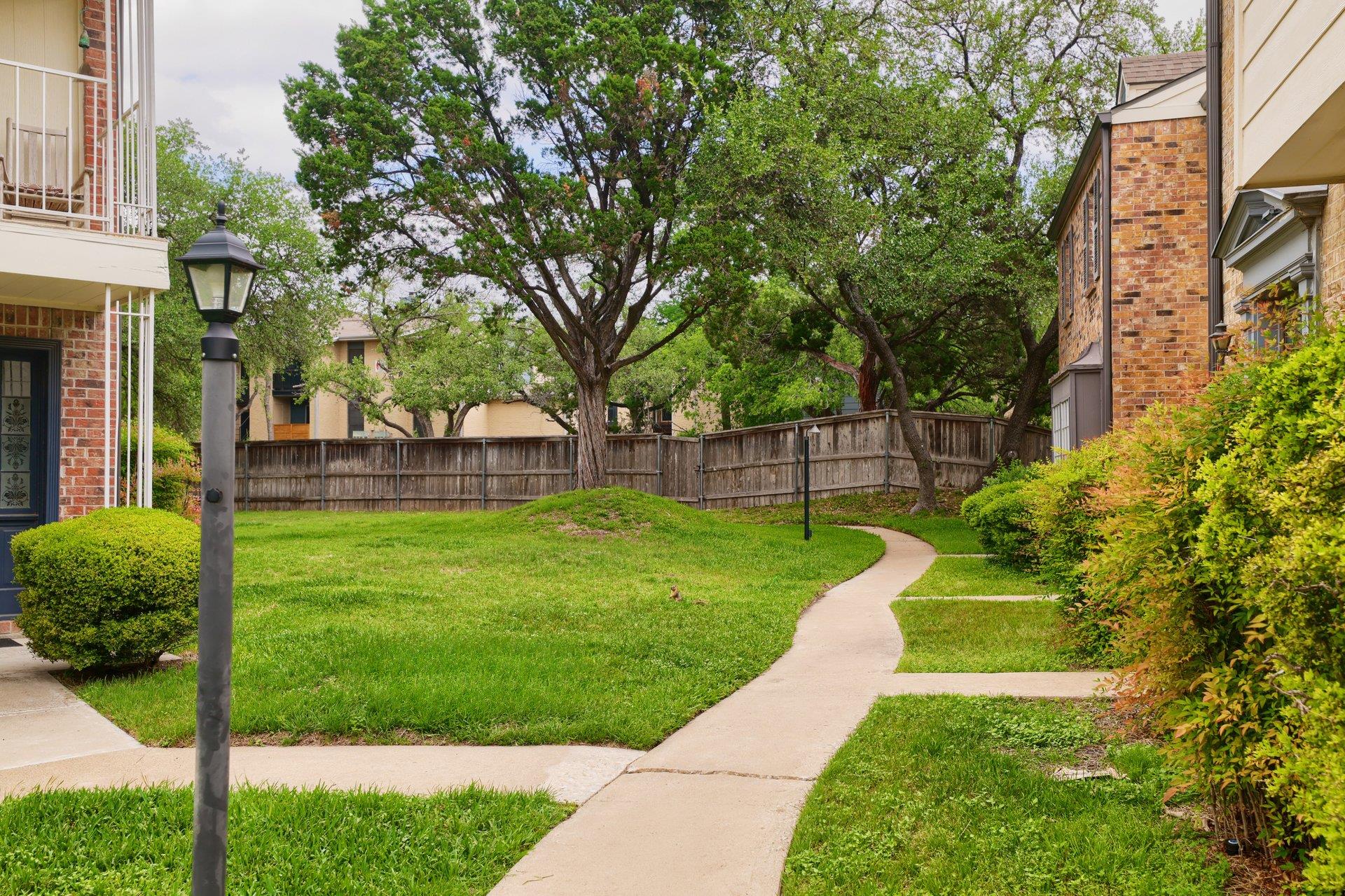 6628 E Hill Dr, Austin, TX 78731