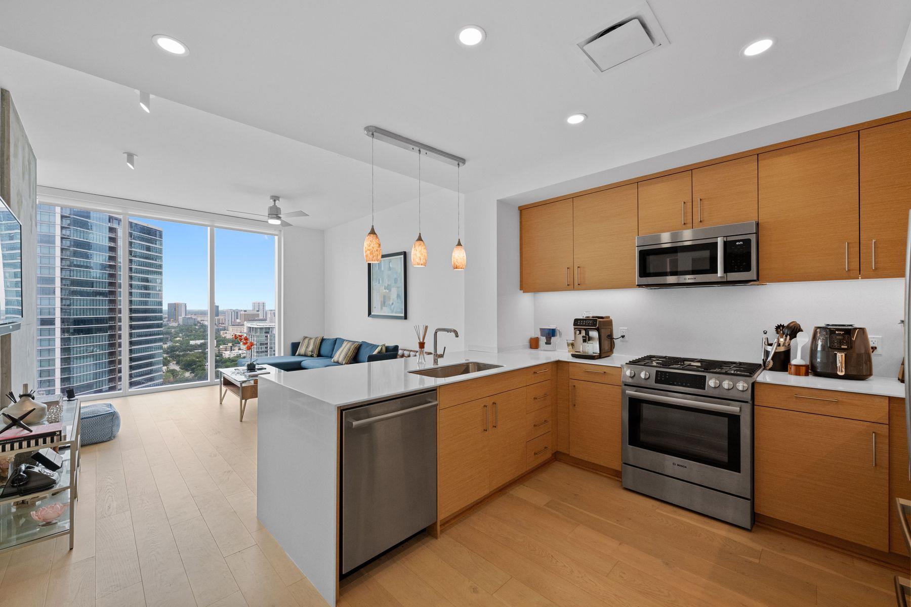 301 West Ave # 2902, Austin, TX 78701
