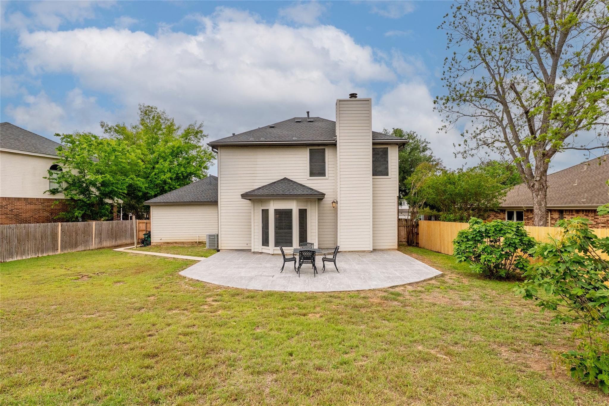 6702 Carisbrooke Ln, Austin, TX 78754