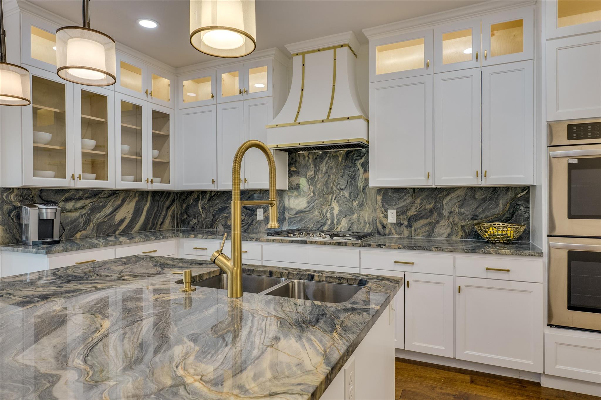 6702 Carisbrooke Ln, Austin, TX 78754