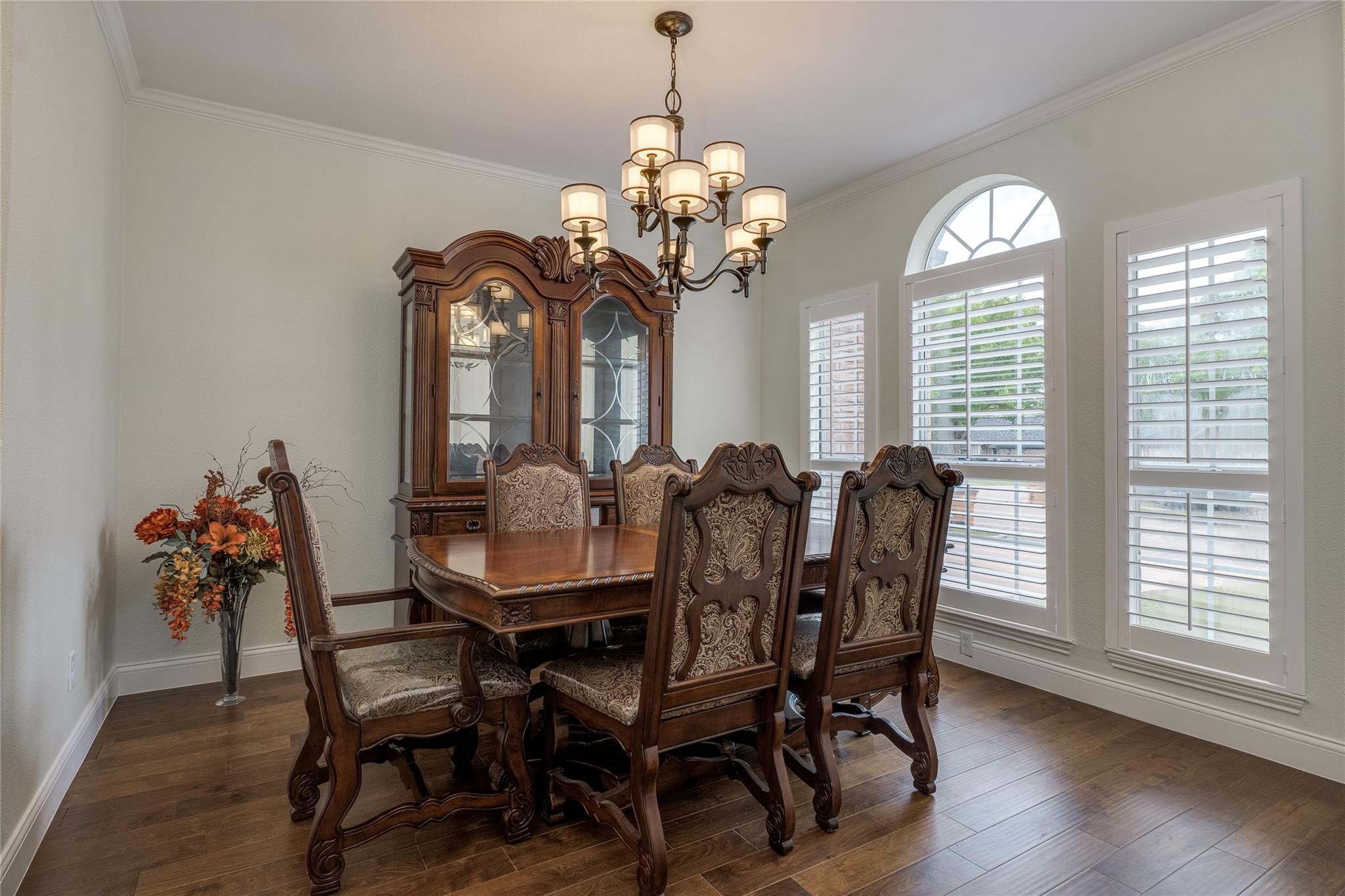 6702 Carisbrooke Ln, Austin, TX 78754