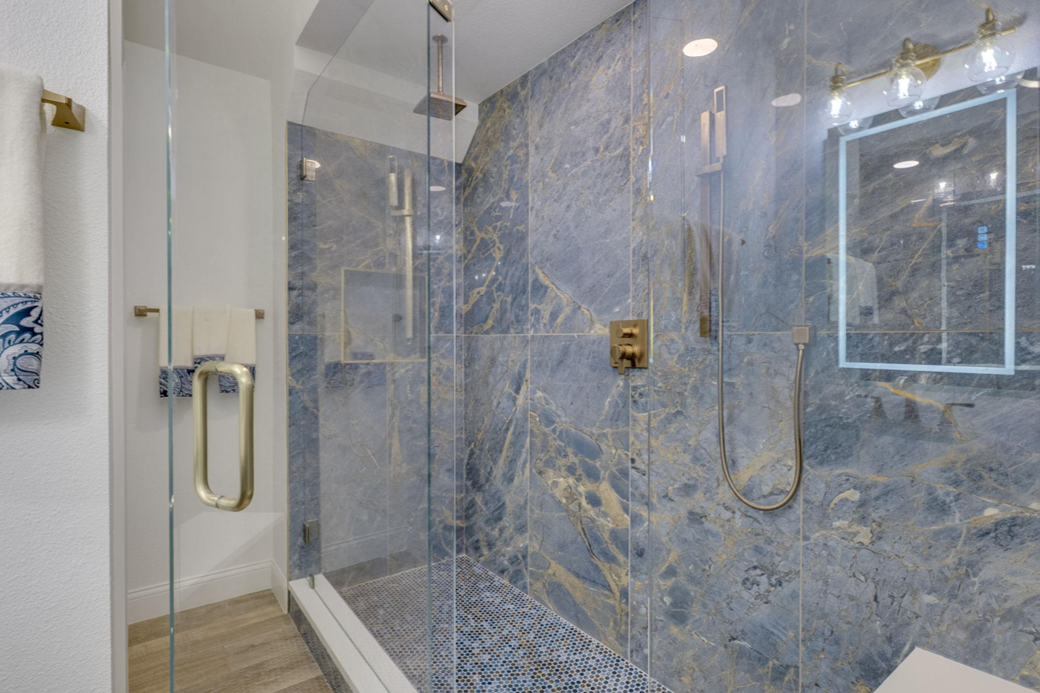 6702 Carisbrooke Ln, Austin, TX 78754