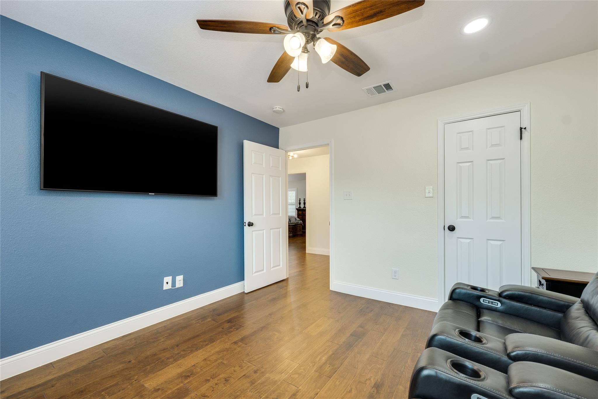 6702 Carisbrooke Ln, Austin, TX 78754