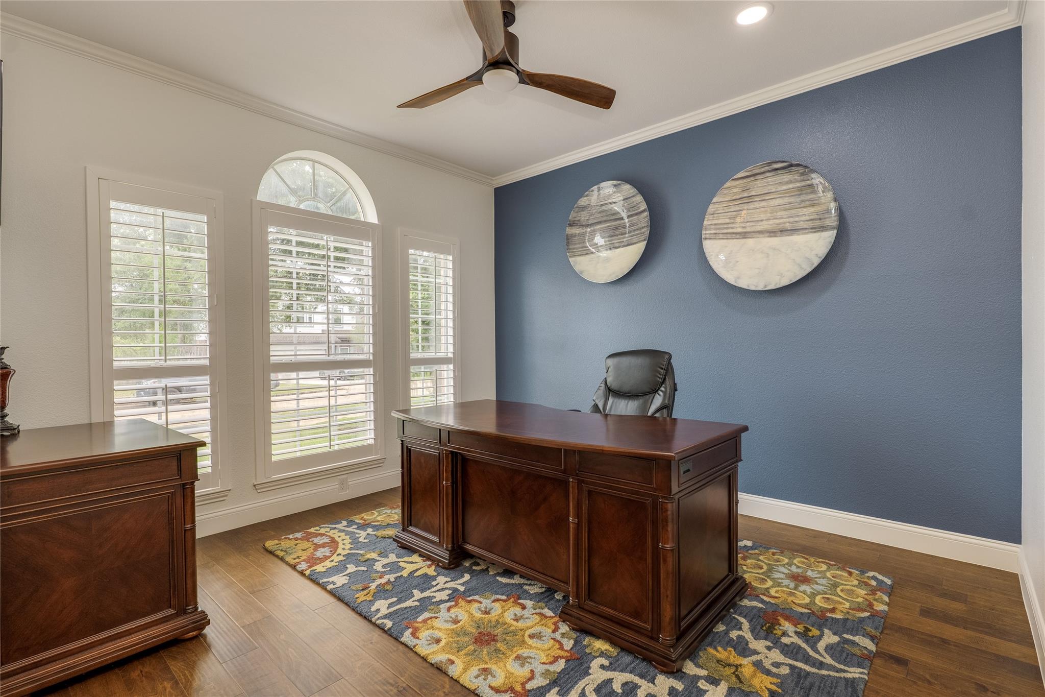 6702 Carisbrooke Ln, Austin, TX 78754