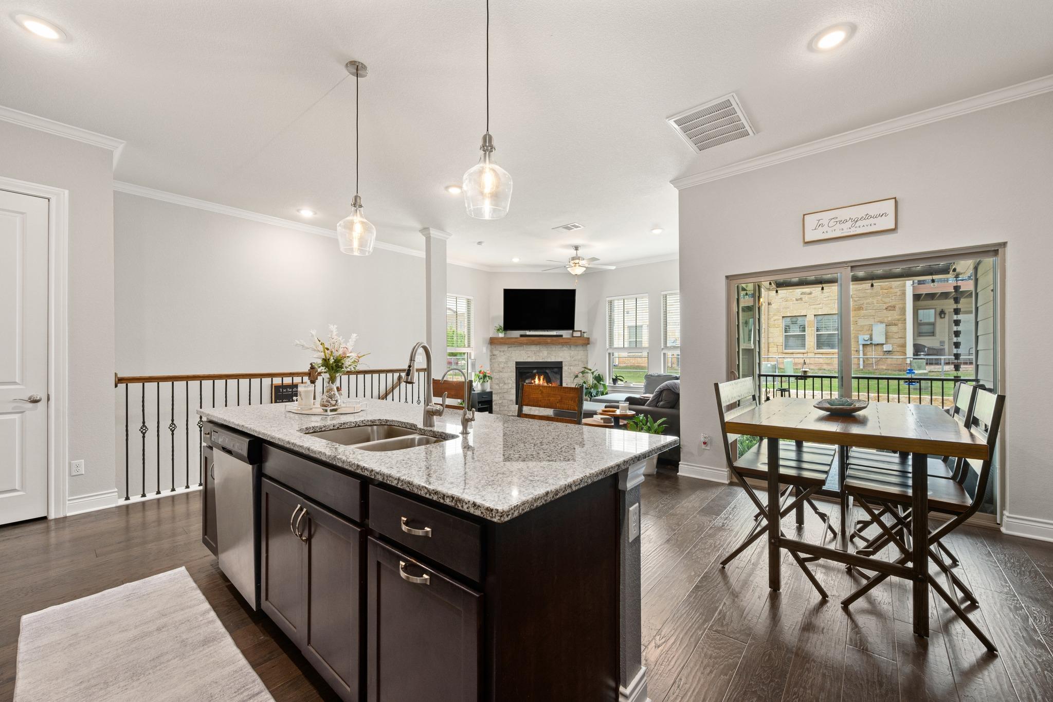 372 Adams St, Georgetown, TX 78628