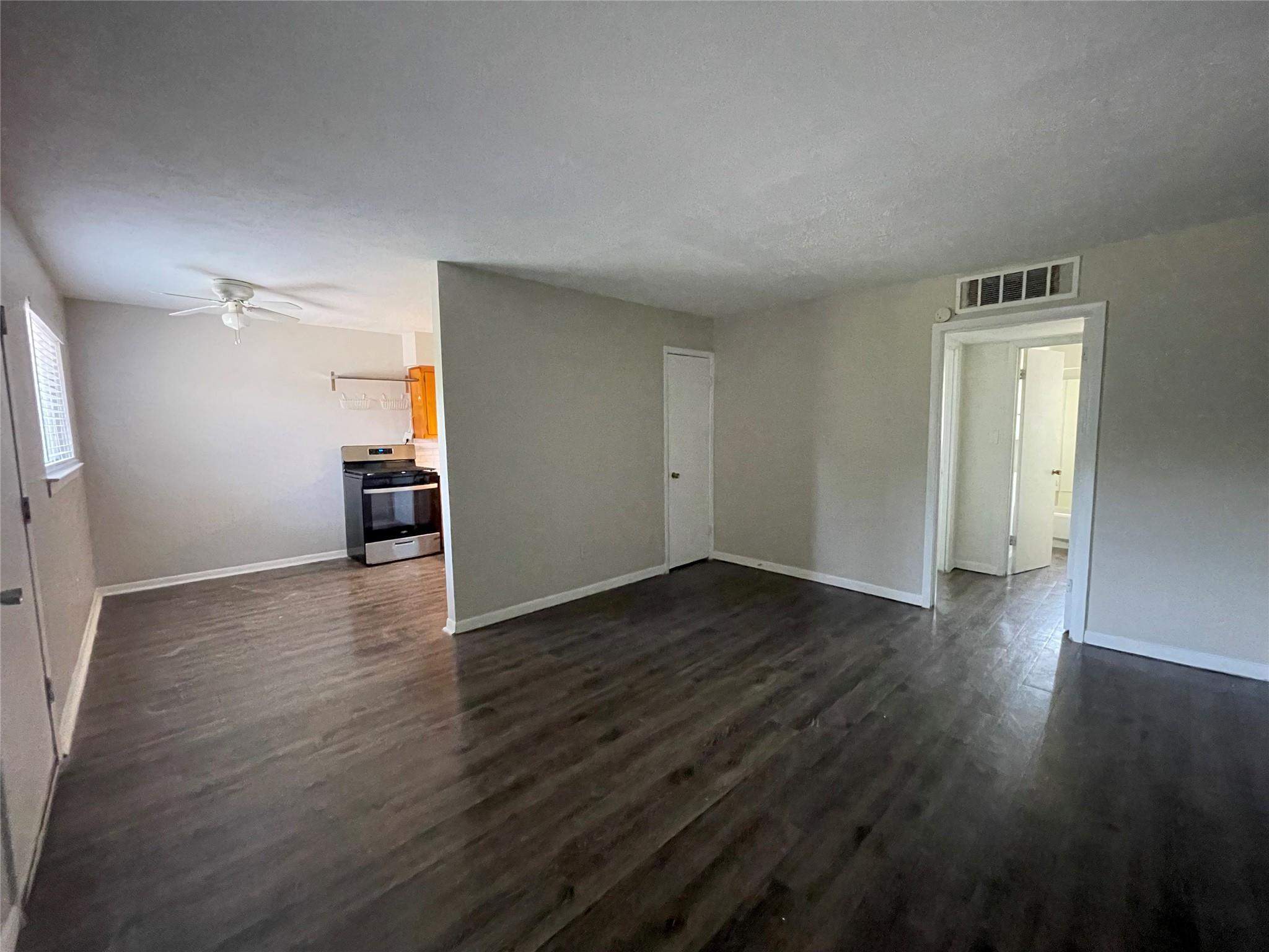 3106 Duval St # 307, Austin, TX 78705