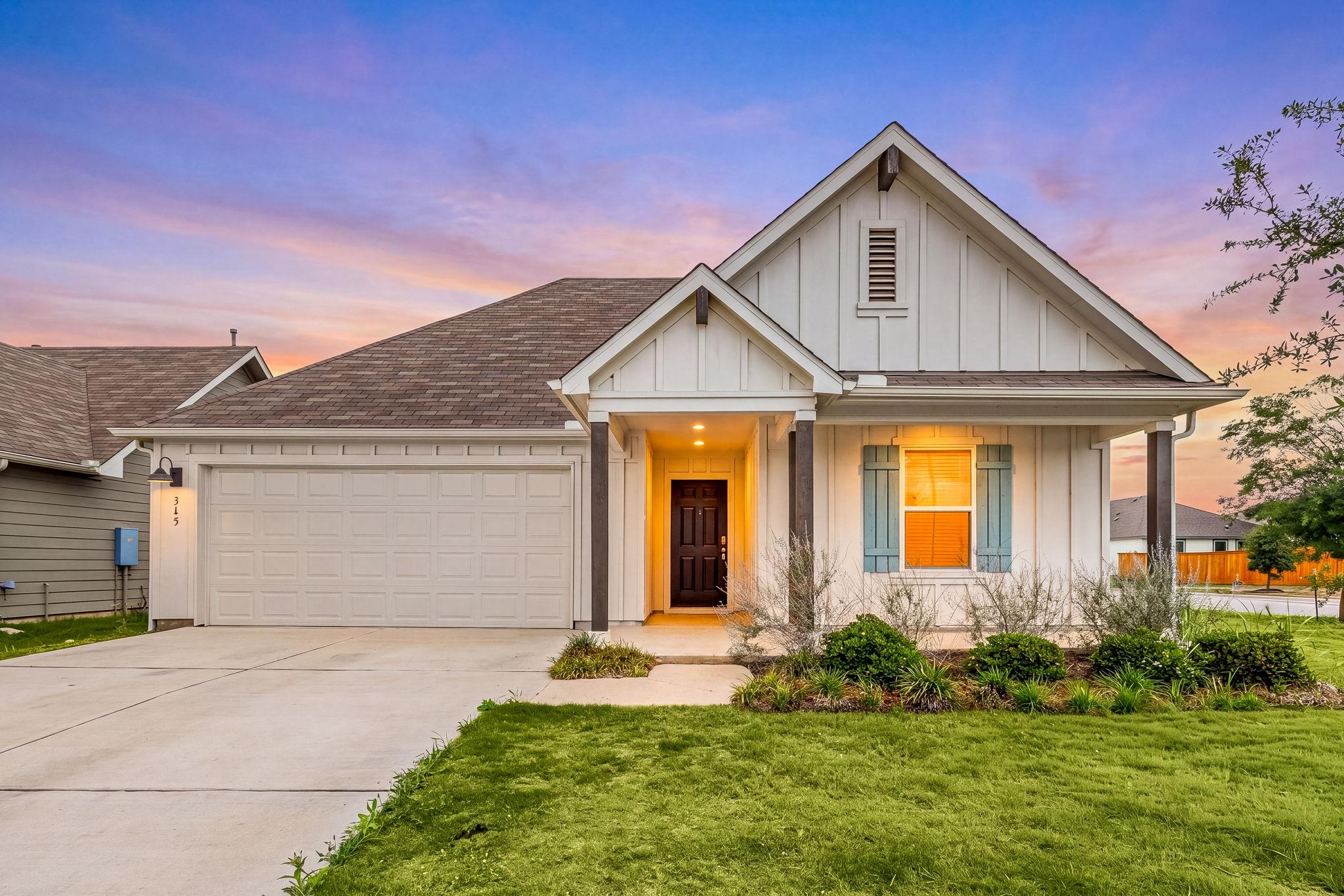 345 Merriman Rd, San Marcos, TX 78666