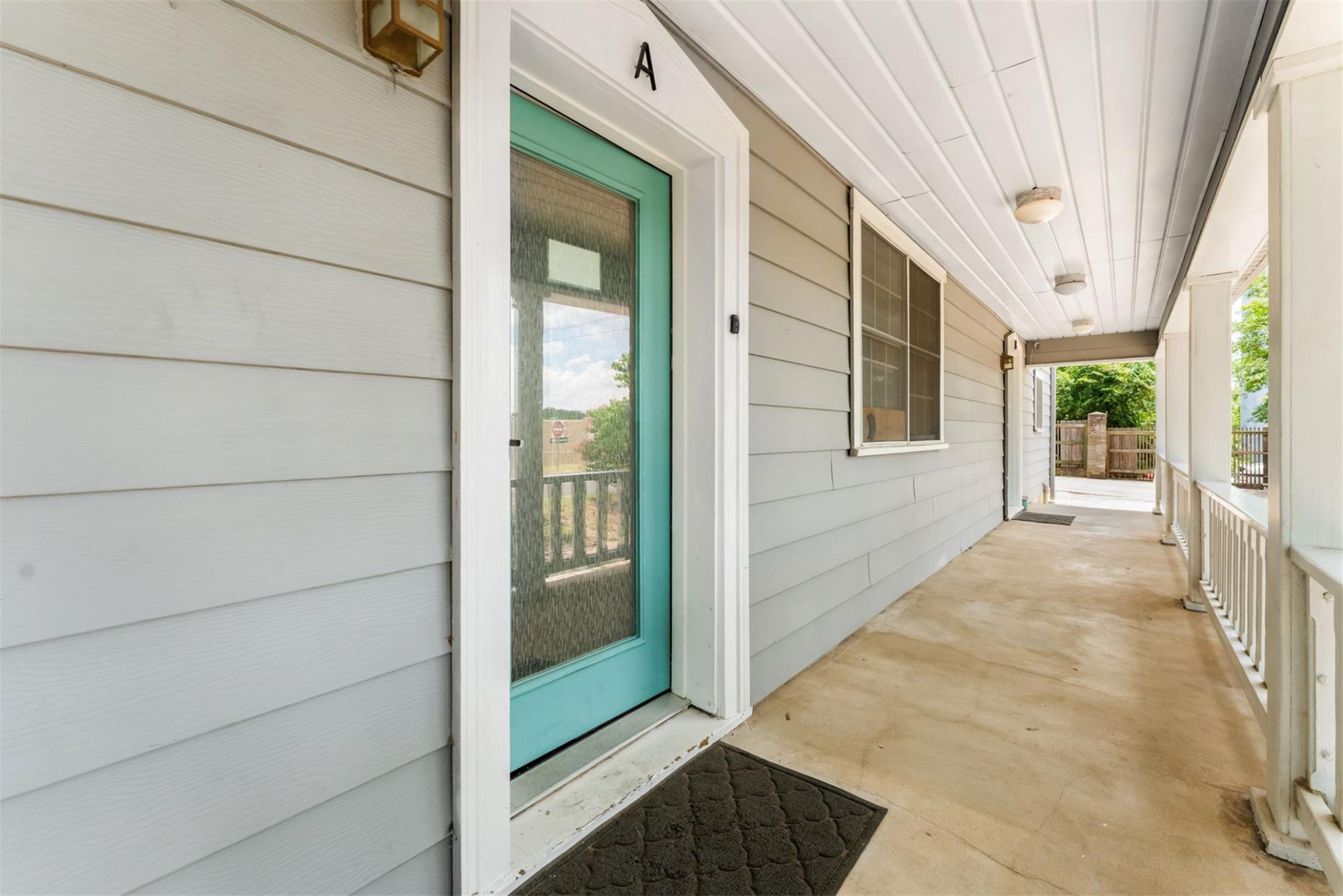 1303 Newfield Ln, Austin, TX 78703