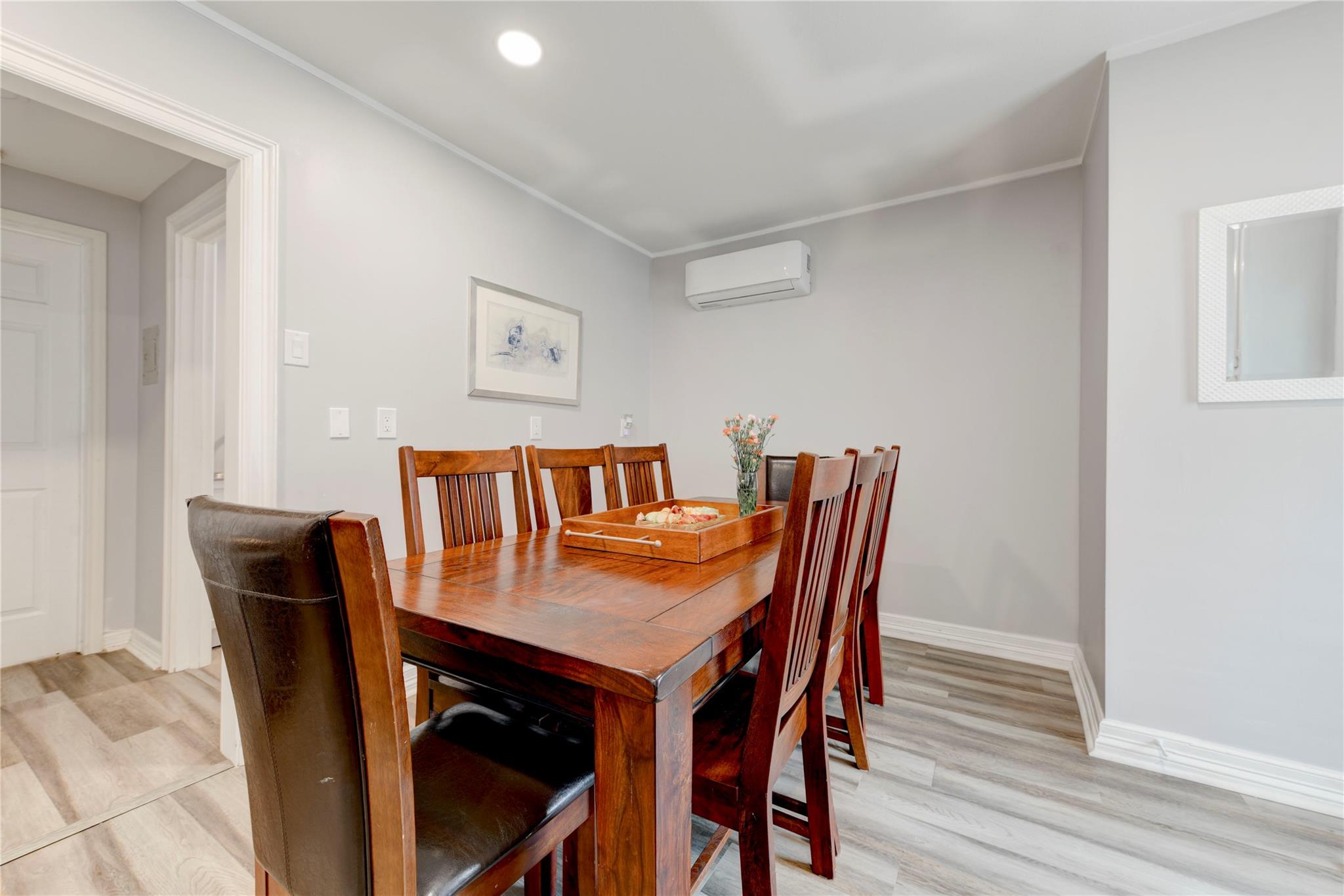 1303 Newfield Ln, Austin, TX 78703