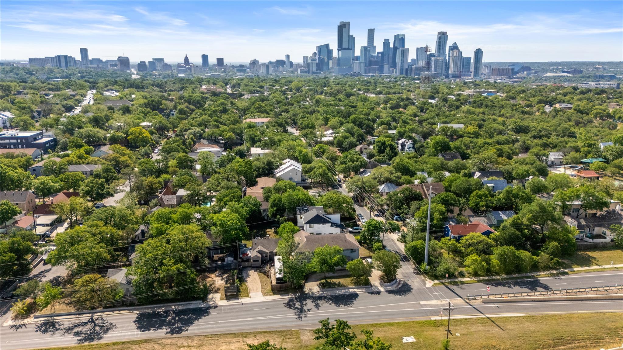 1303 Newfield Ln, Austin, TX 78703