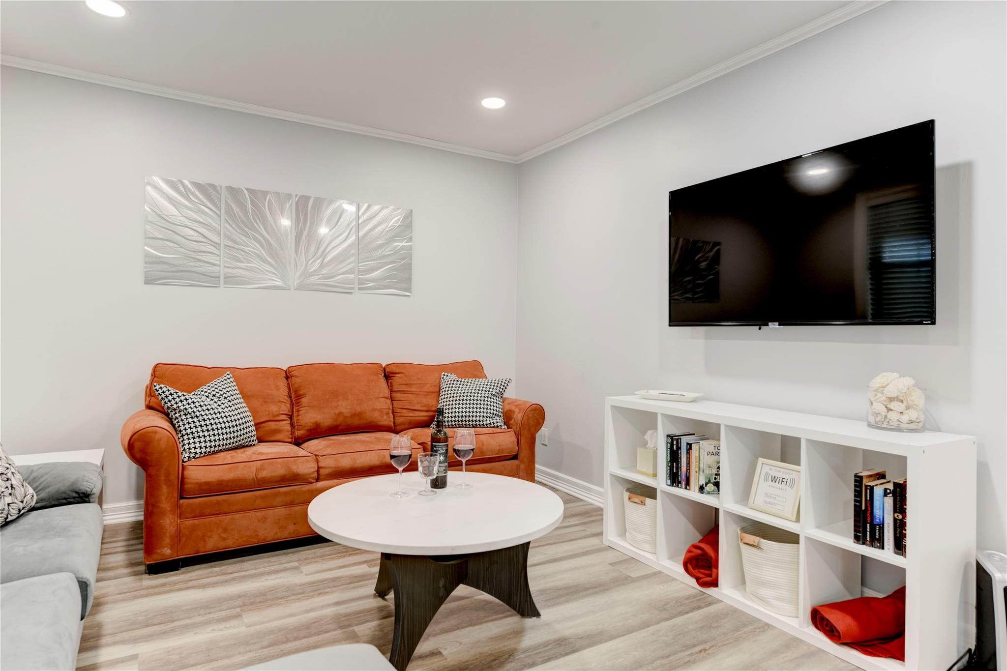 1303 Newfield Ln, Austin, TX 78703