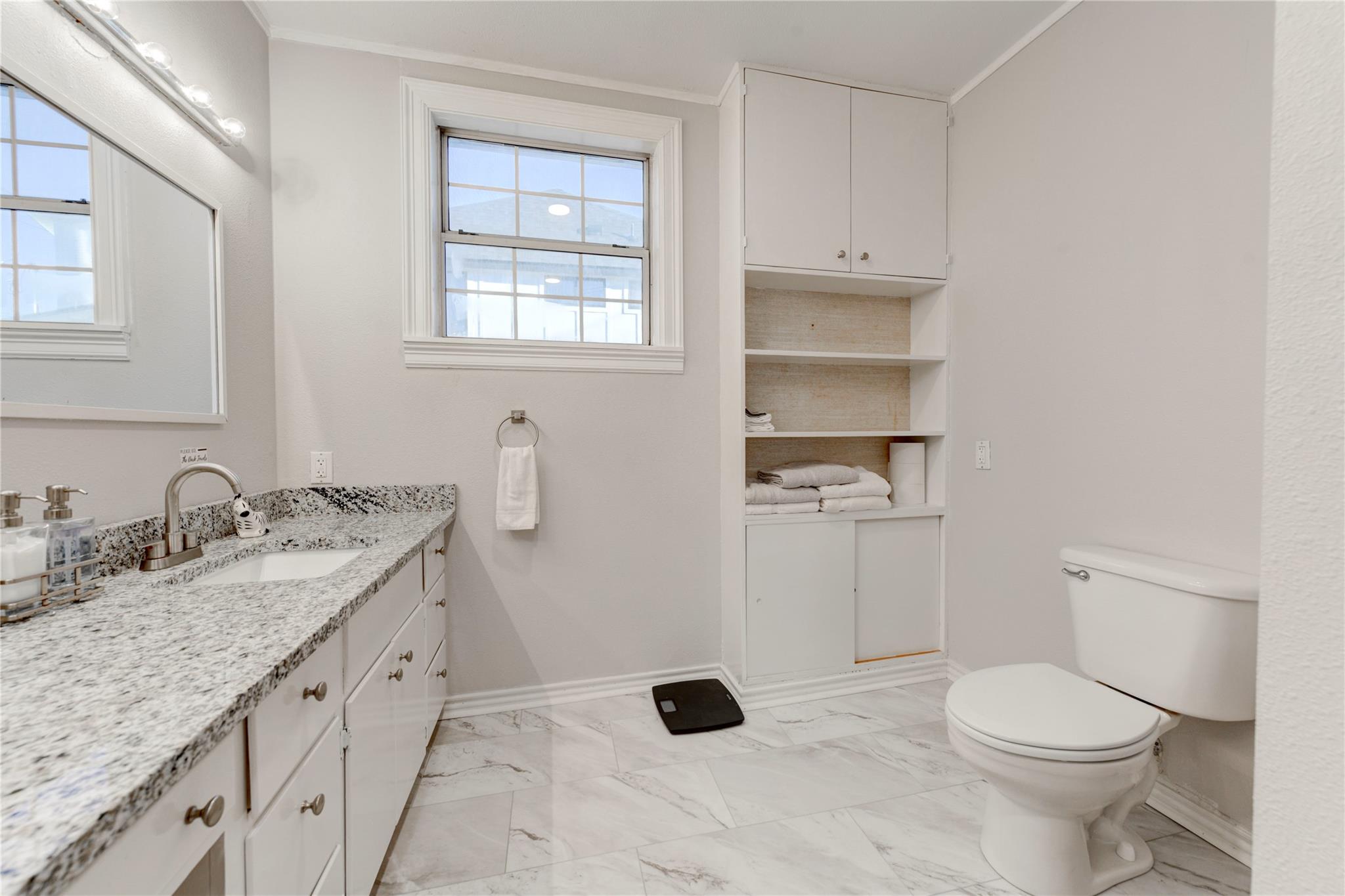 1303 Newfield Ln, Austin, TX 78703