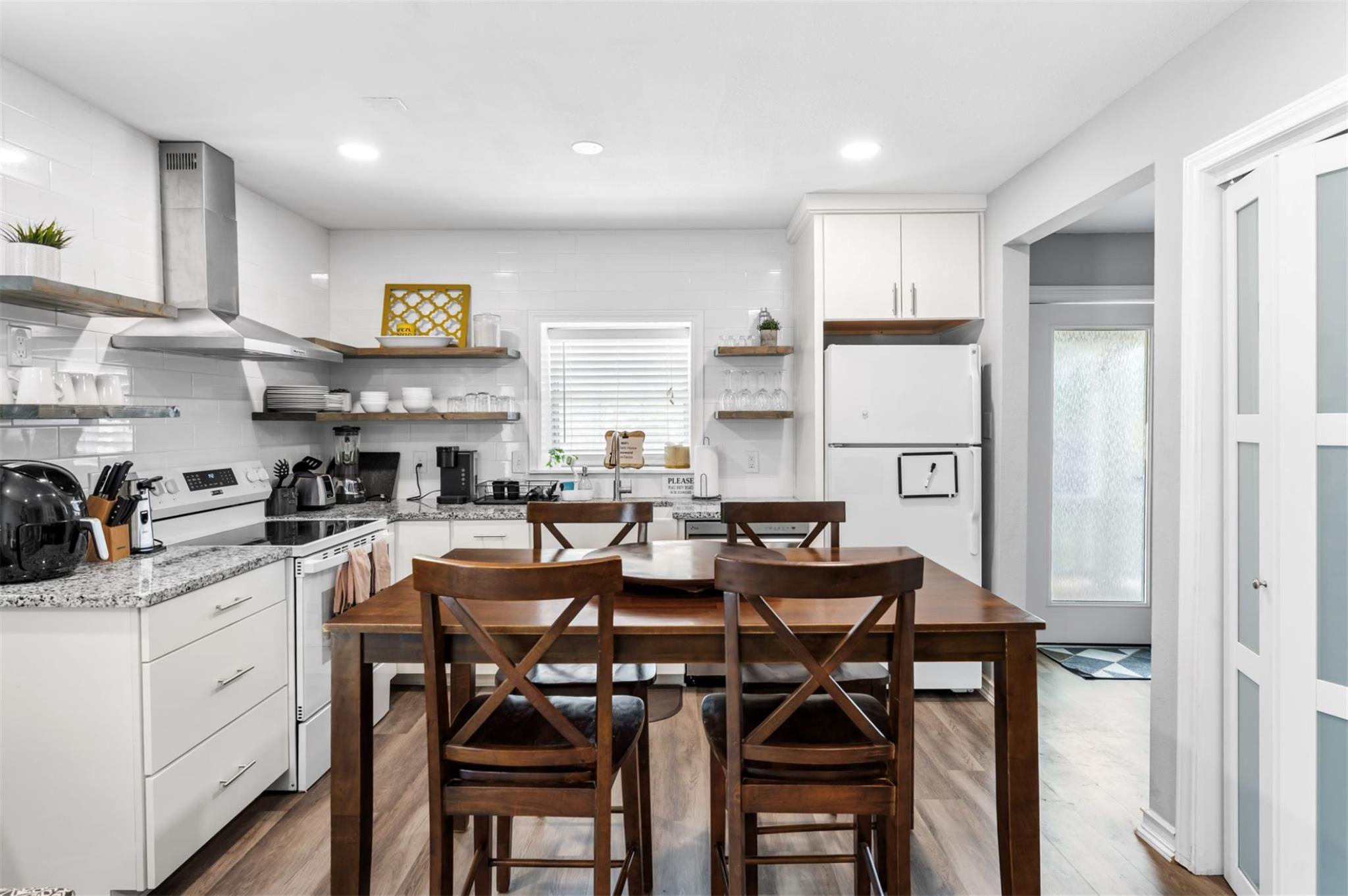 1303 Newfield Ln, Austin, TX 78703