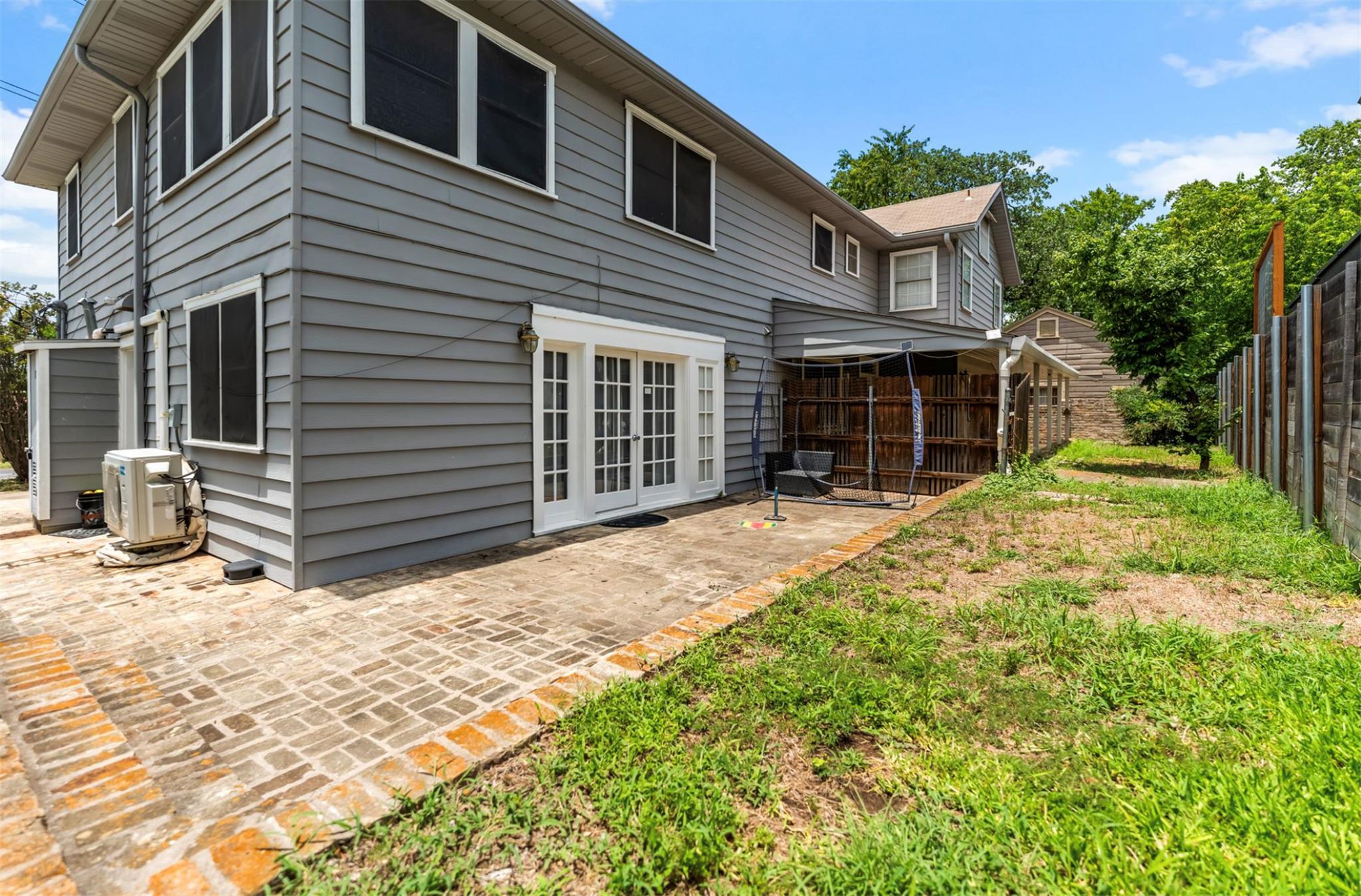 1303 Newfield Ln, Austin, TX 78703