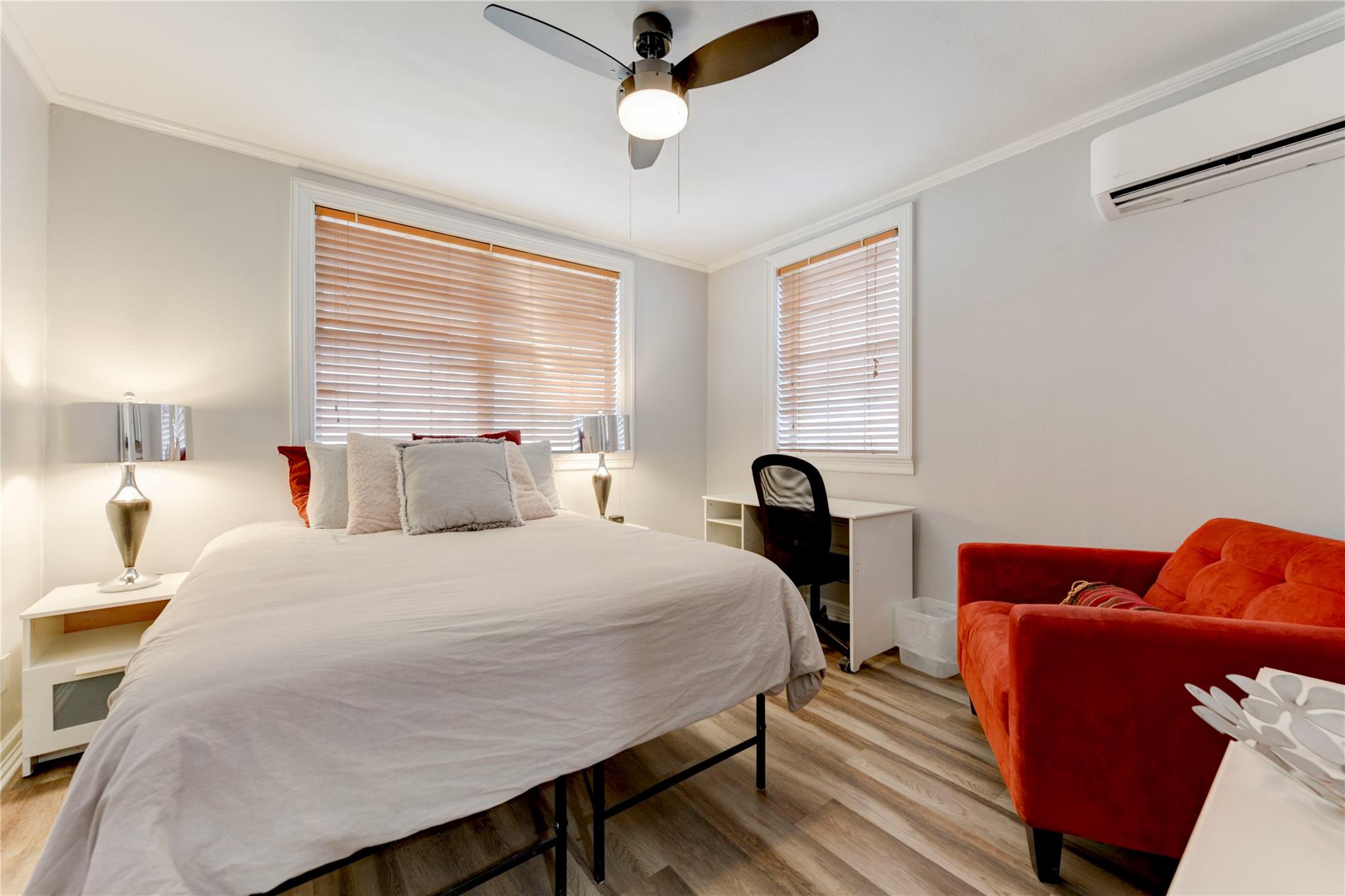 1303 Newfield Ln, Austin, TX 78703