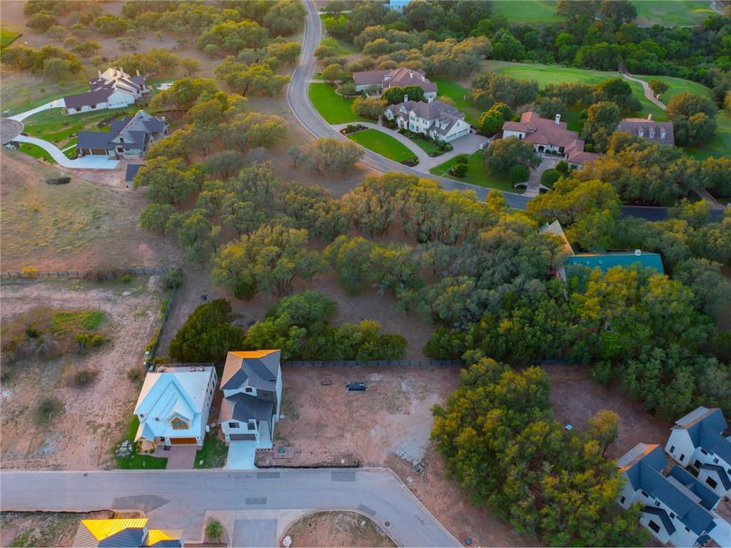 26039 Masters Pkwy, Spicewood, TX 78669