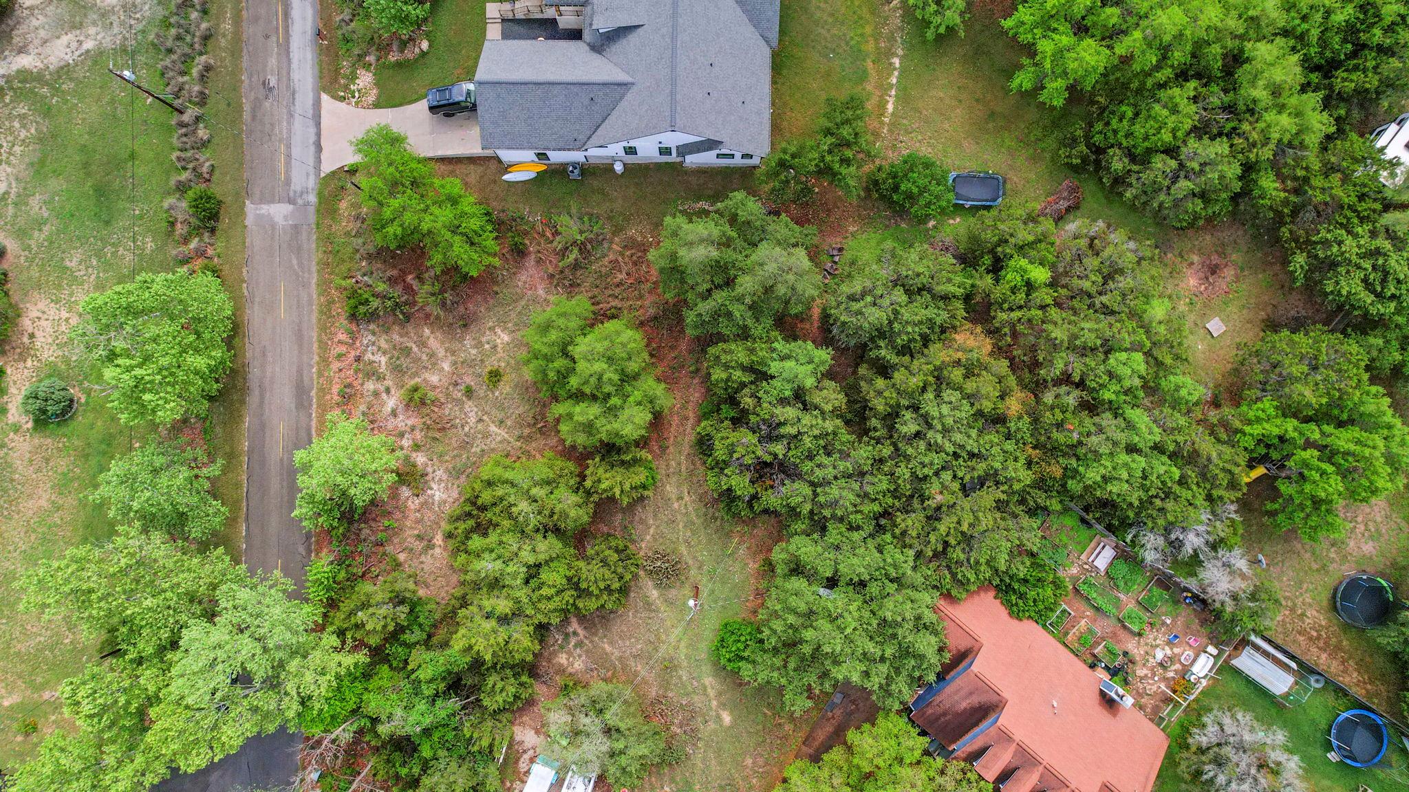 416 Dunkeld Dr, Spicewood, TX 78669