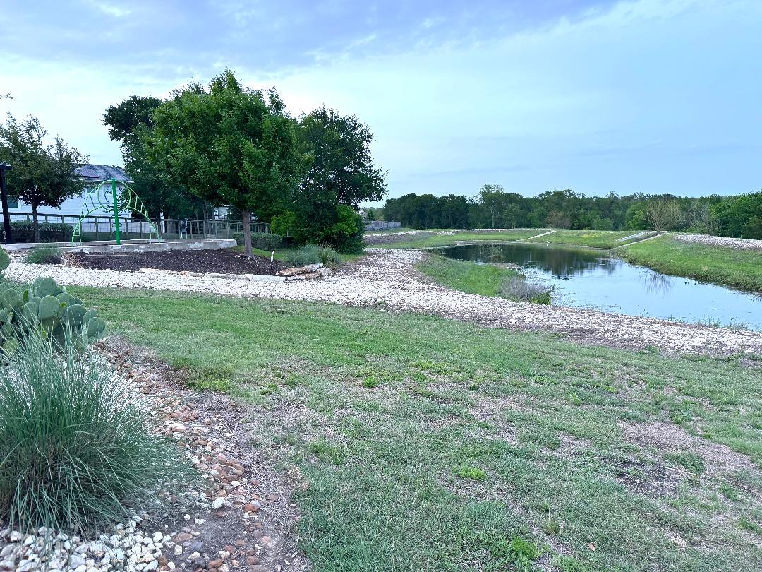 16609 SUMPTUOUS Dr, Manor, TX 78653