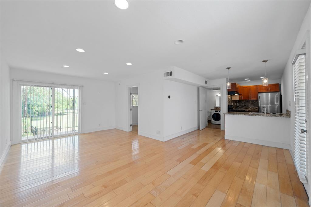 1313 E 52nd St # 105, Austin, TX 78723