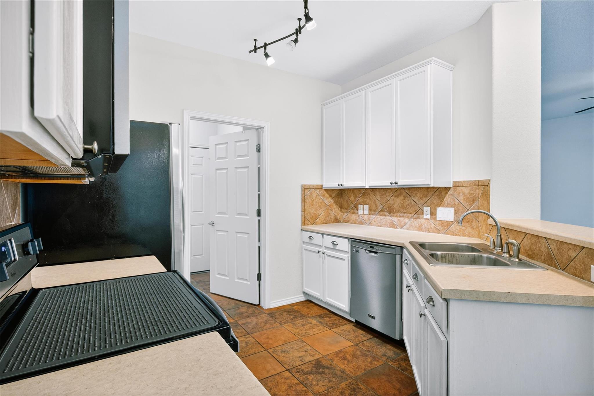 2632 Century Park Blvd # 41, Austin, TX 78727