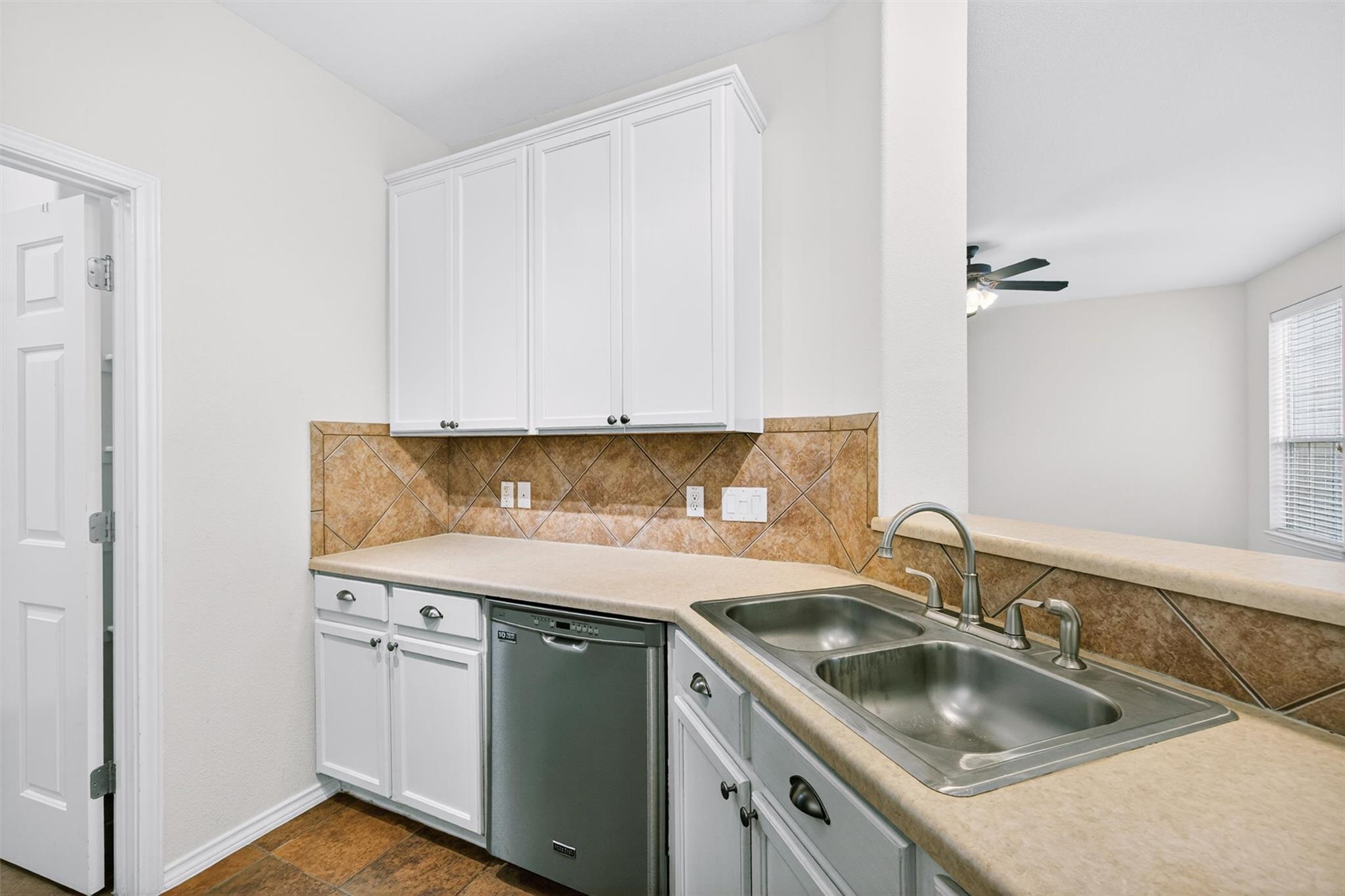 2632 Century Park Blvd # 41, Austin, TX 78727