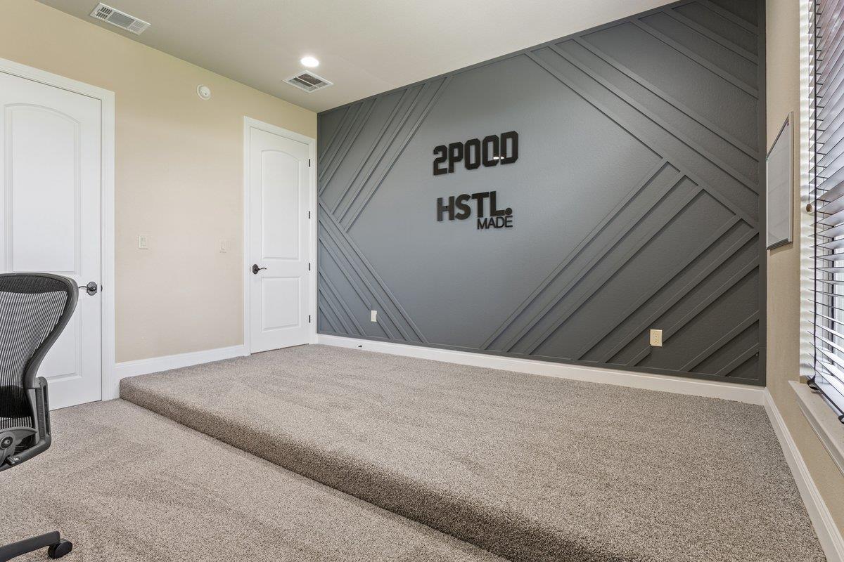 320 Ridge View Dr, Georgetown, TX 78628