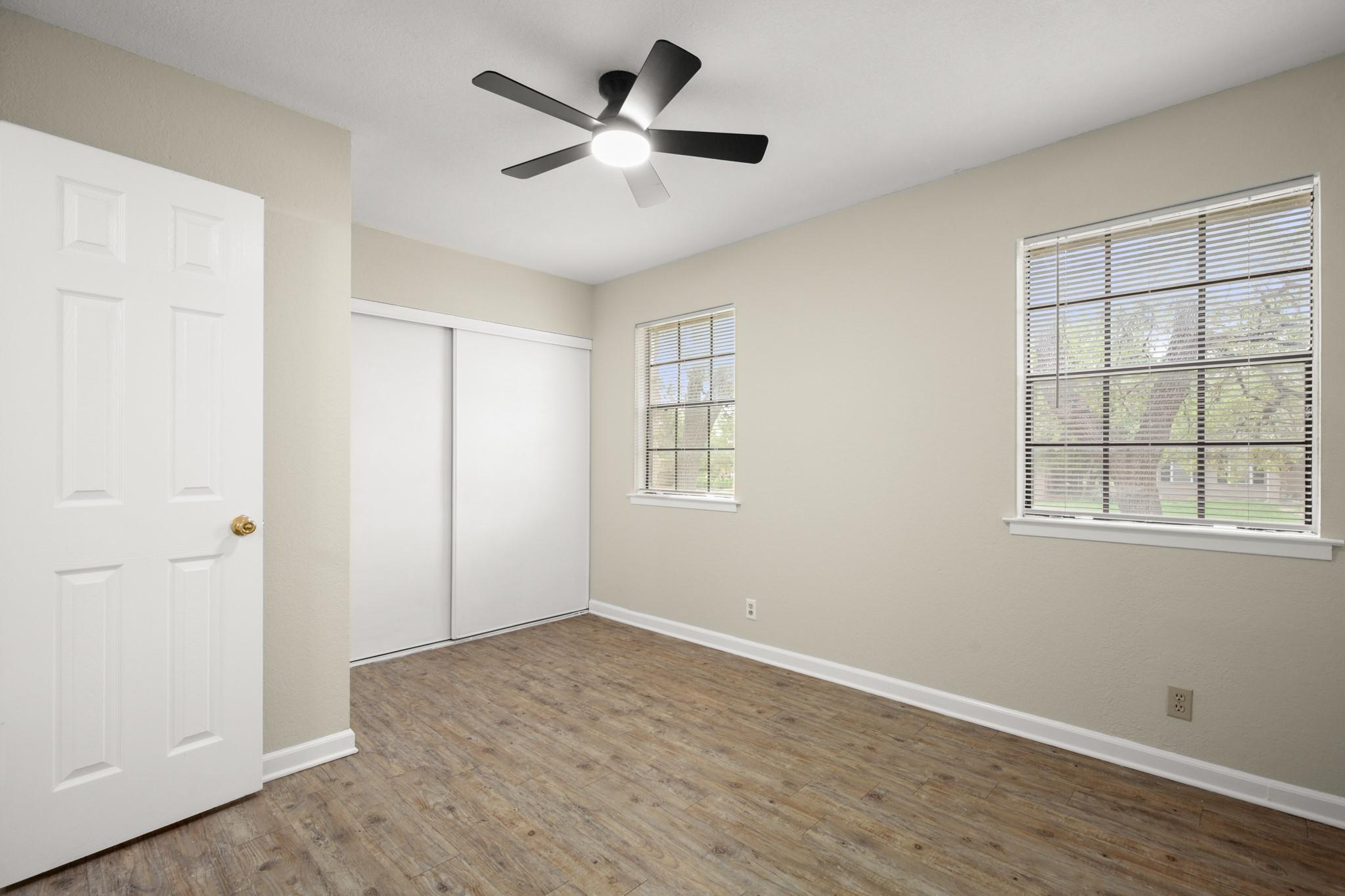 3801 Foust Trl # B, Georgetown, TX 78628