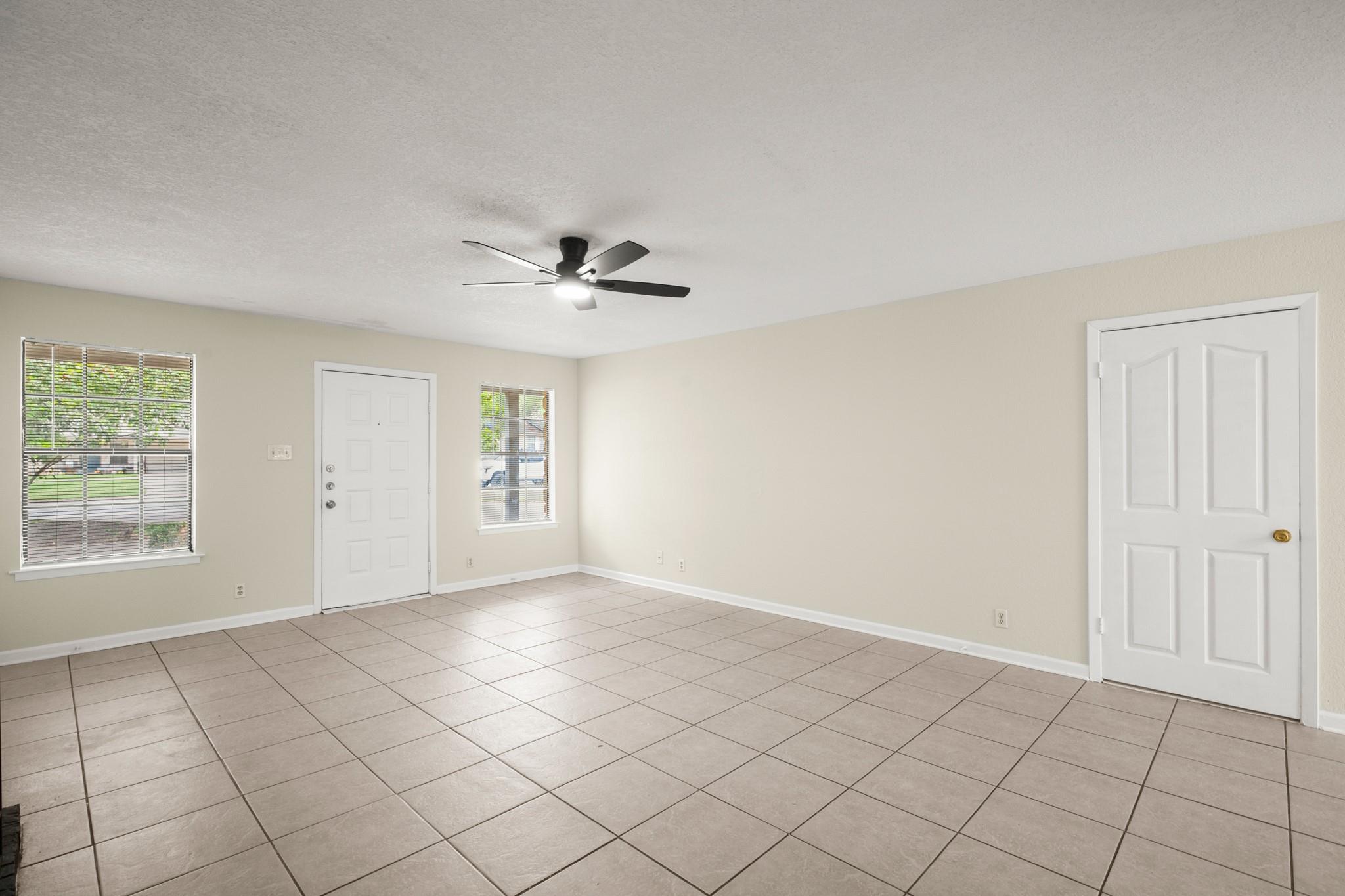 3801 Foust Trl # B, Georgetown, TX 78628