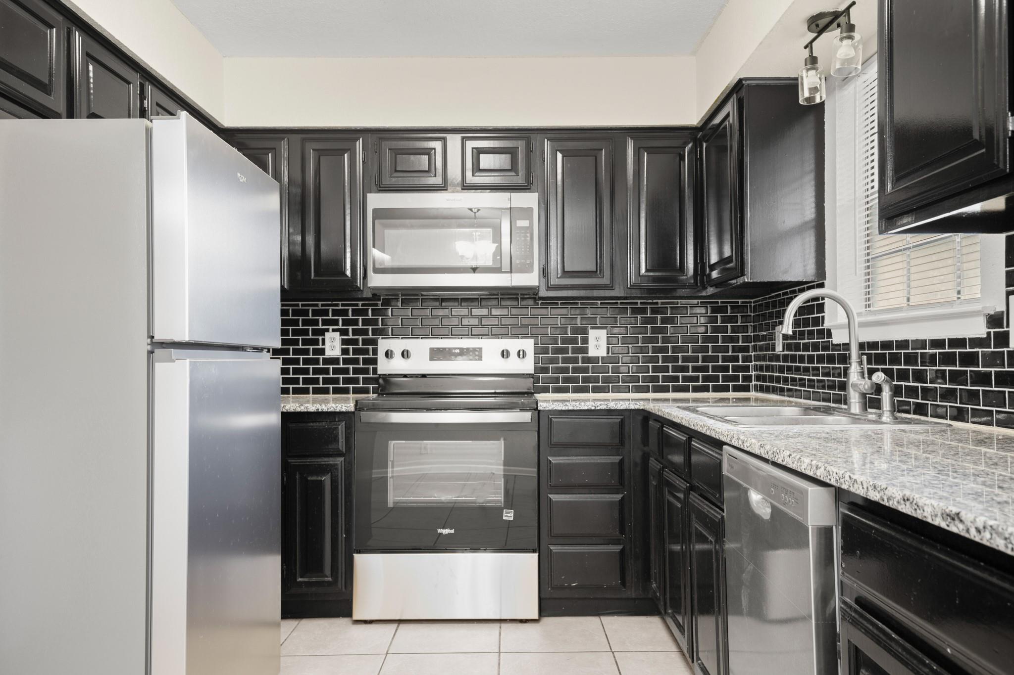 3801 Foust Trl # B, Georgetown, TX 78628