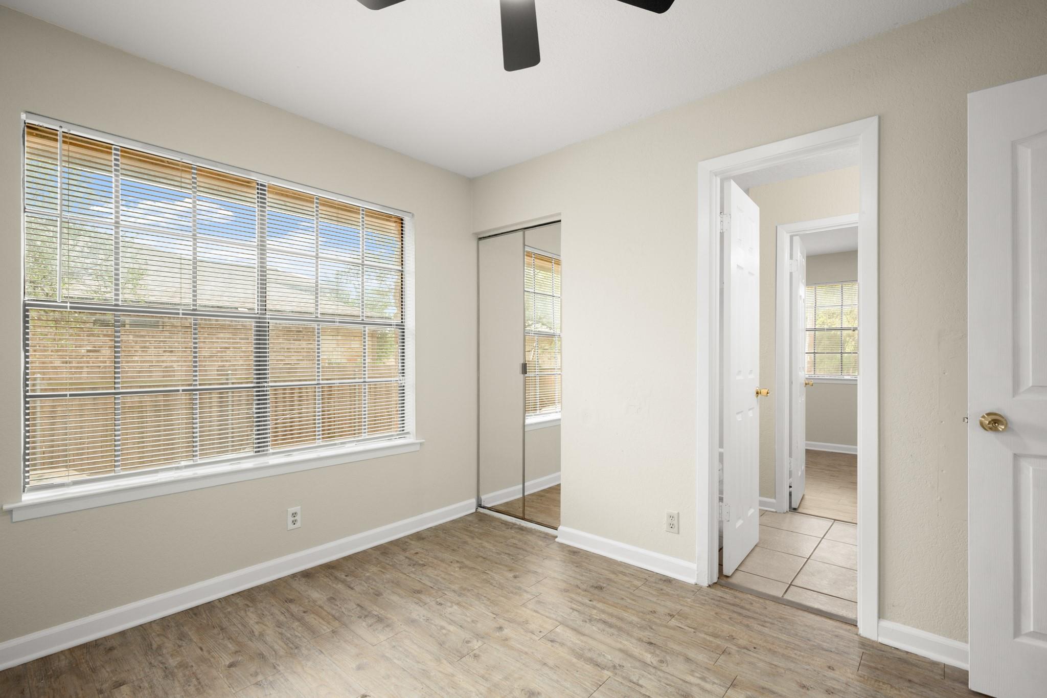 3801 Foust Trl # B, Georgetown, TX 78628