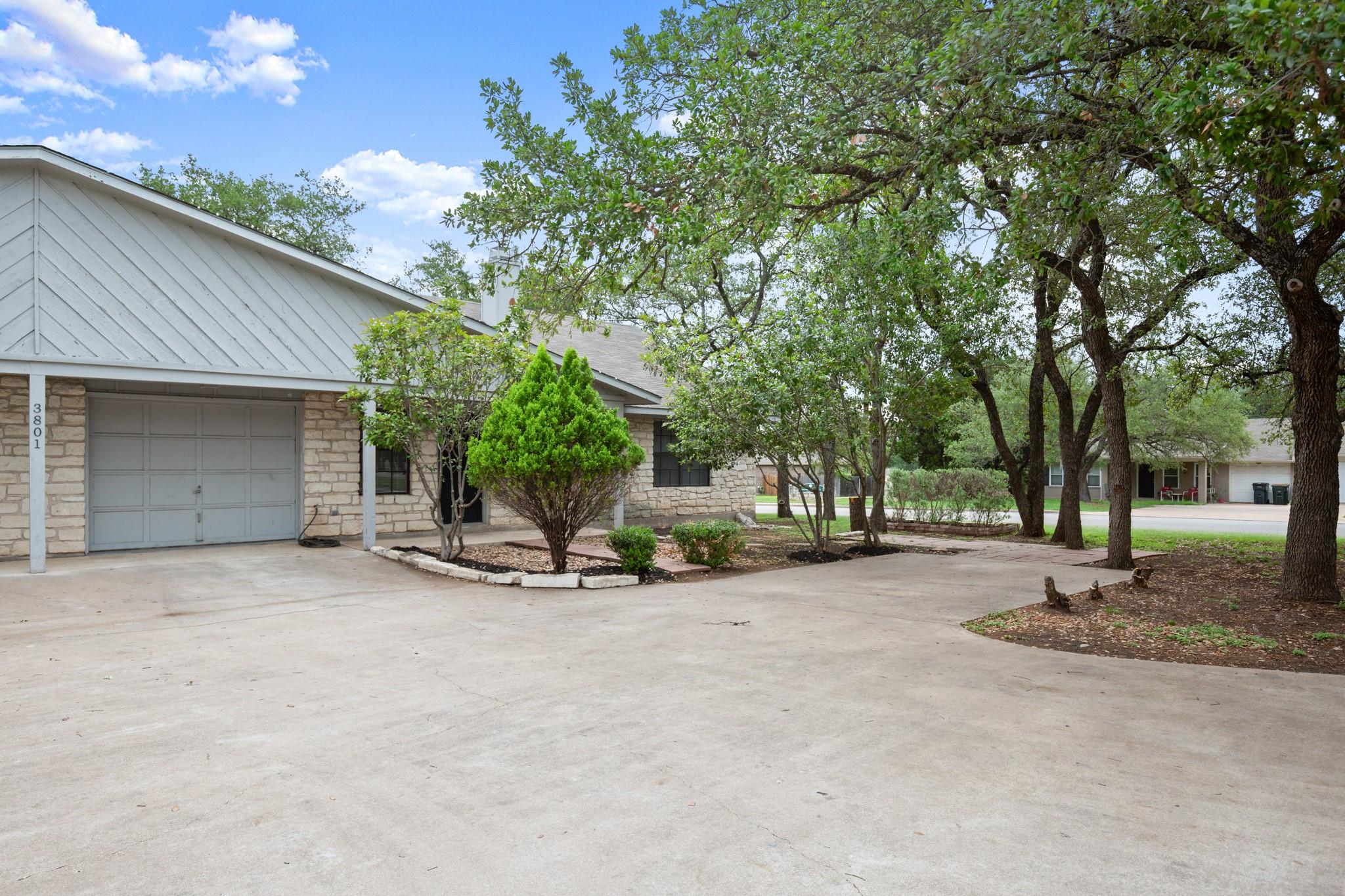 3801 Foust Trl # B, Georgetown, TX 78628