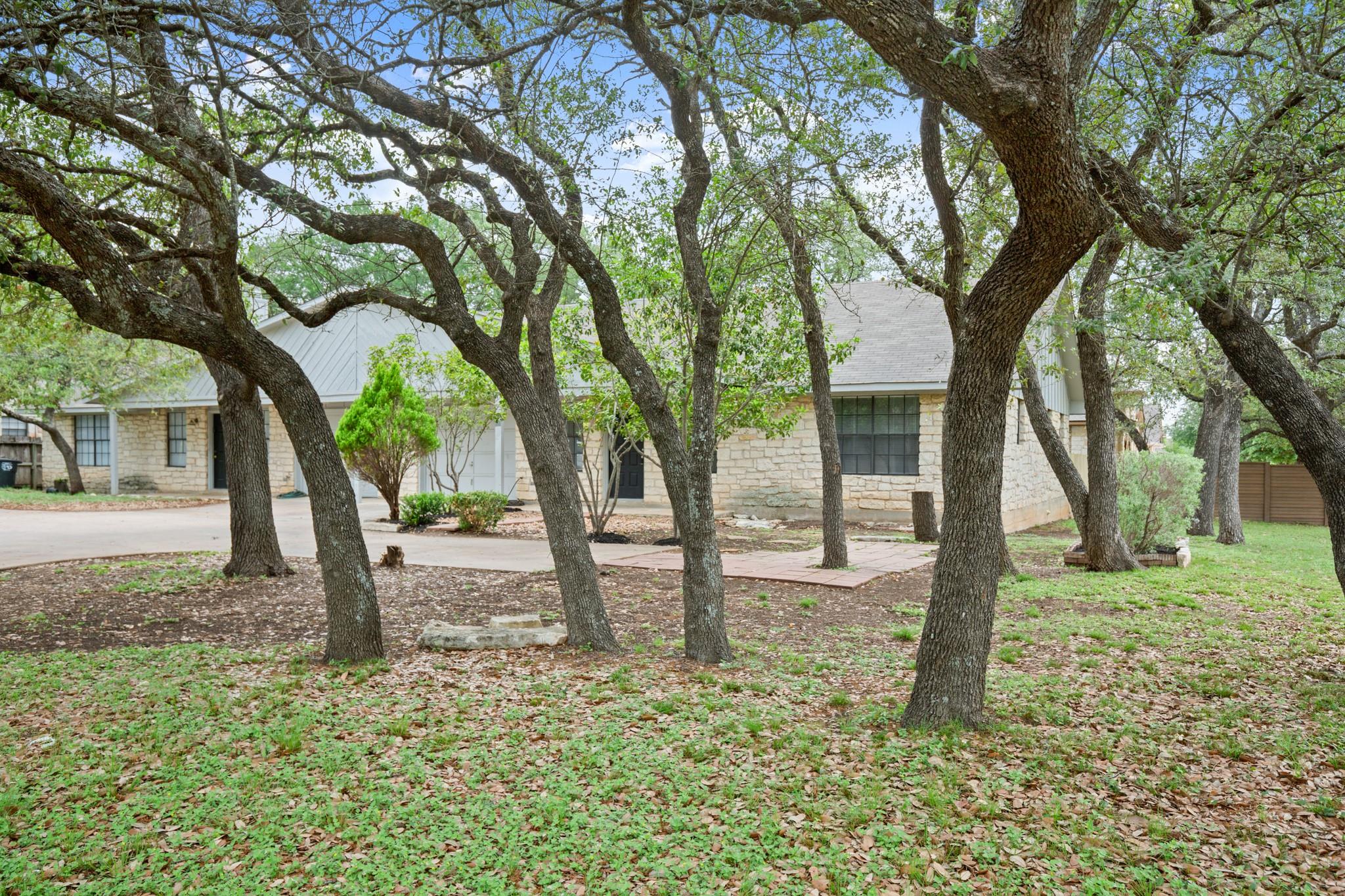3801 Foust Trl # B, Georgetown, TX 78628
