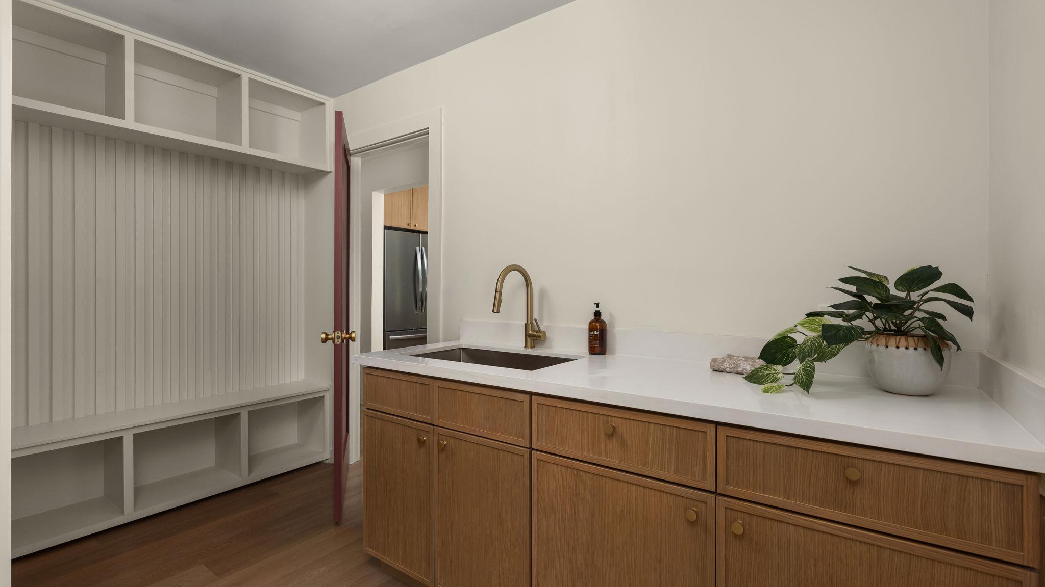 9107 Cedar Crest Dr, Austin, TX 78750