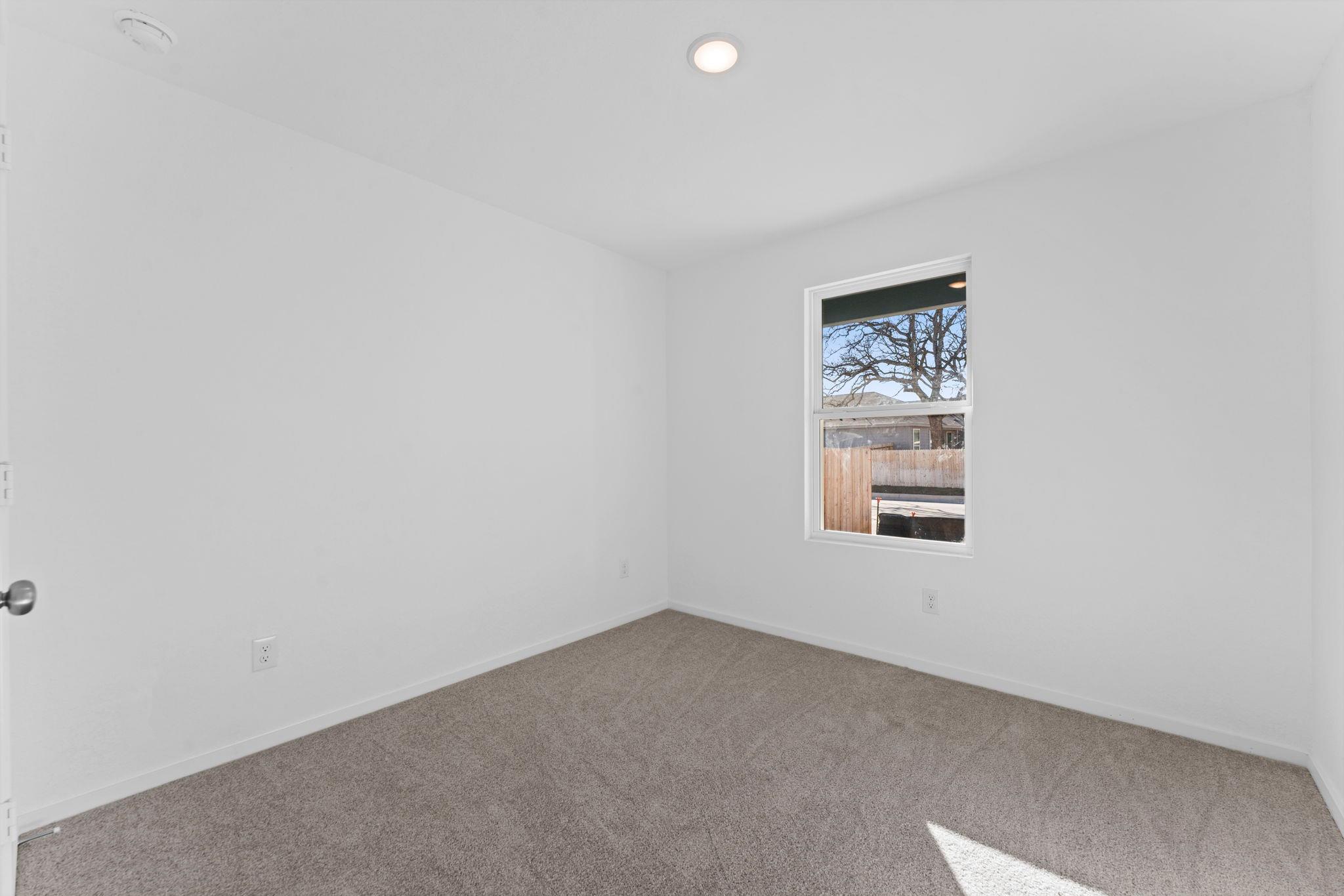 116 Ellendale Pl, Fredericksburg, TX 78624