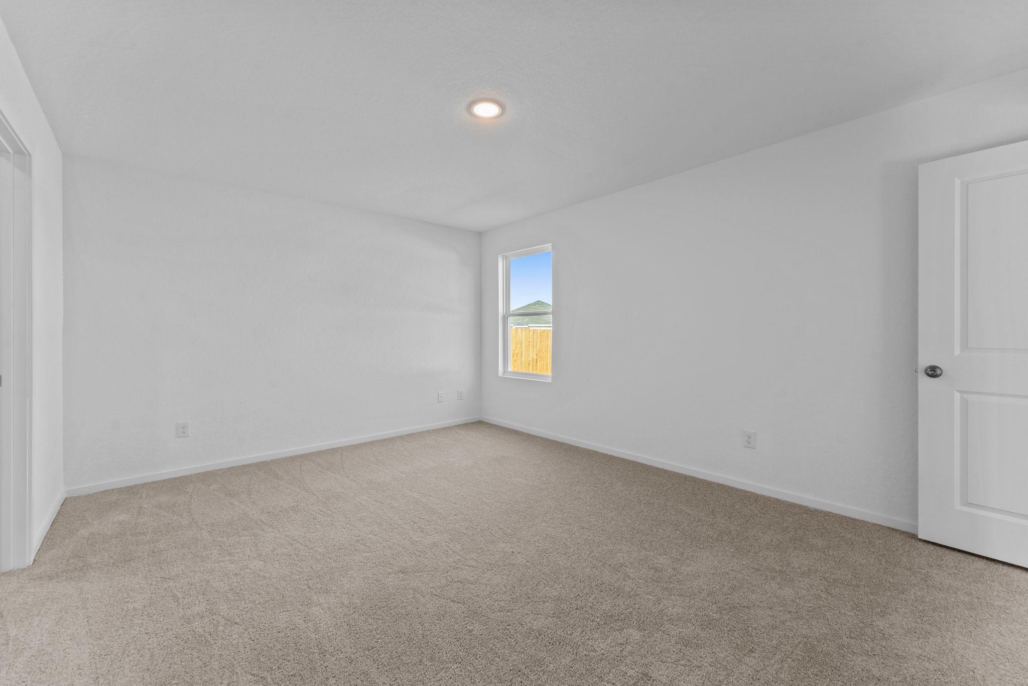 116 Ellendale Pl, Fredericksburg, TX 78624