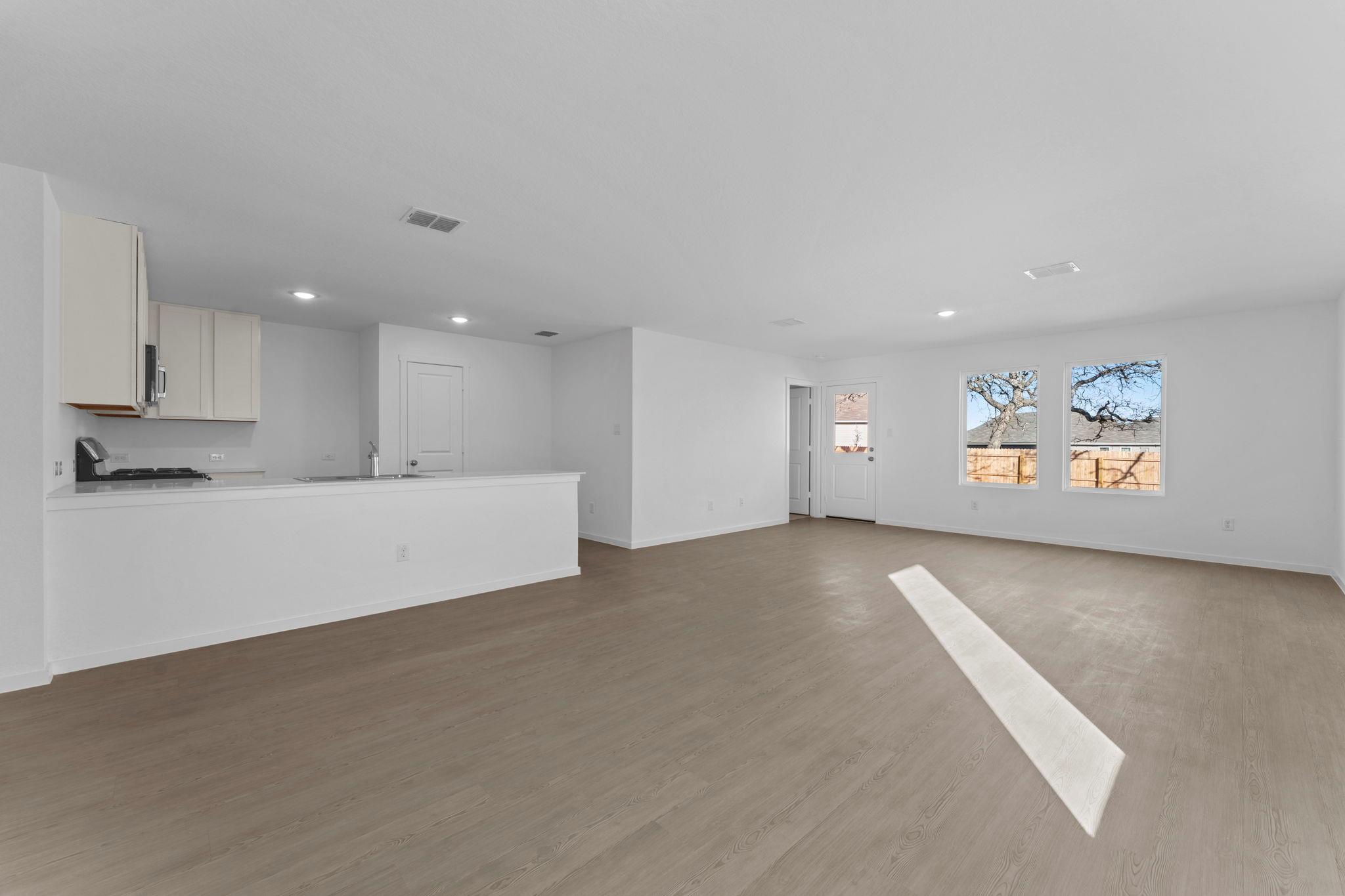 116 Ellendale Pl, Fredericksburg, TX 78624