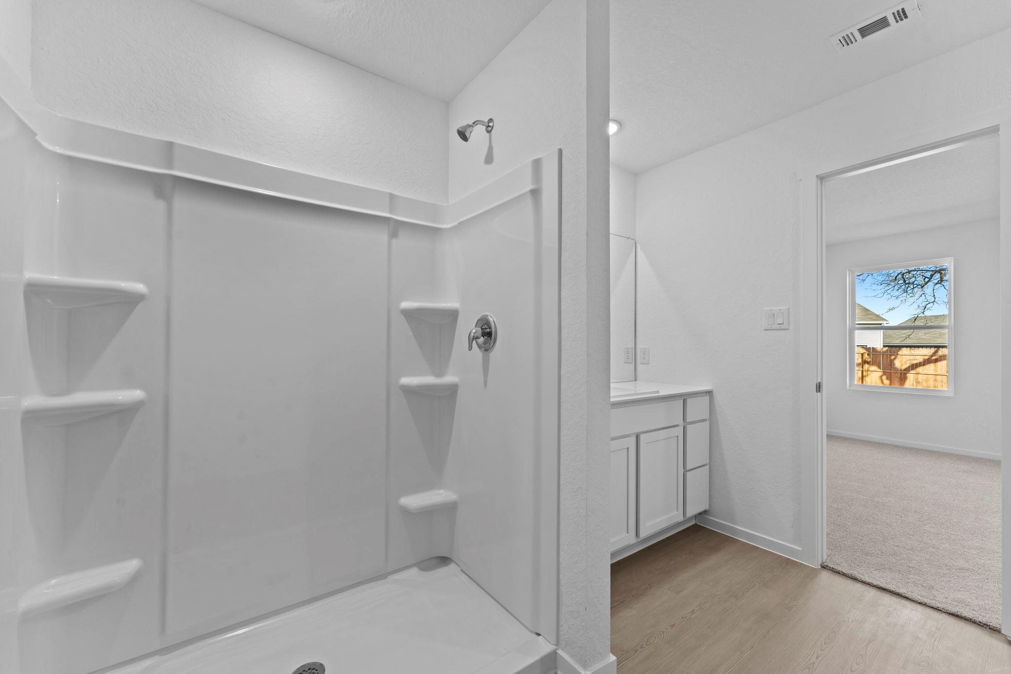 116 Ellendale Pl, Fredericksburg, TX 78624