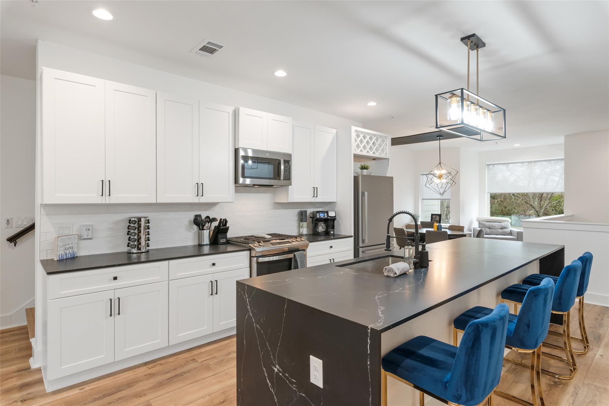 1417 Kramer Ln # 21, Austin, TX 78758