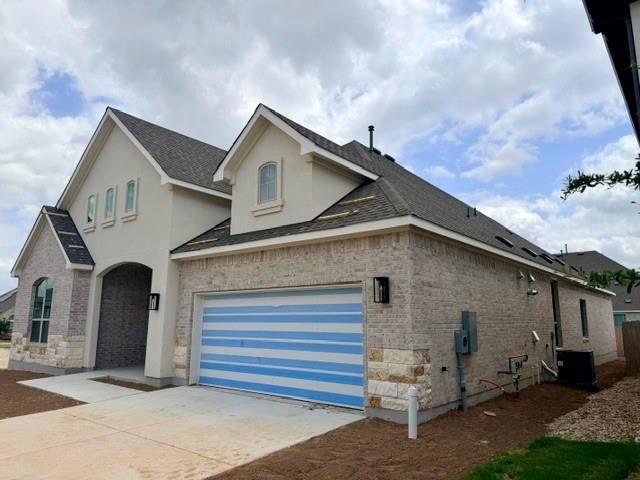 924 Old Garden Rd, Leander, TX 78641