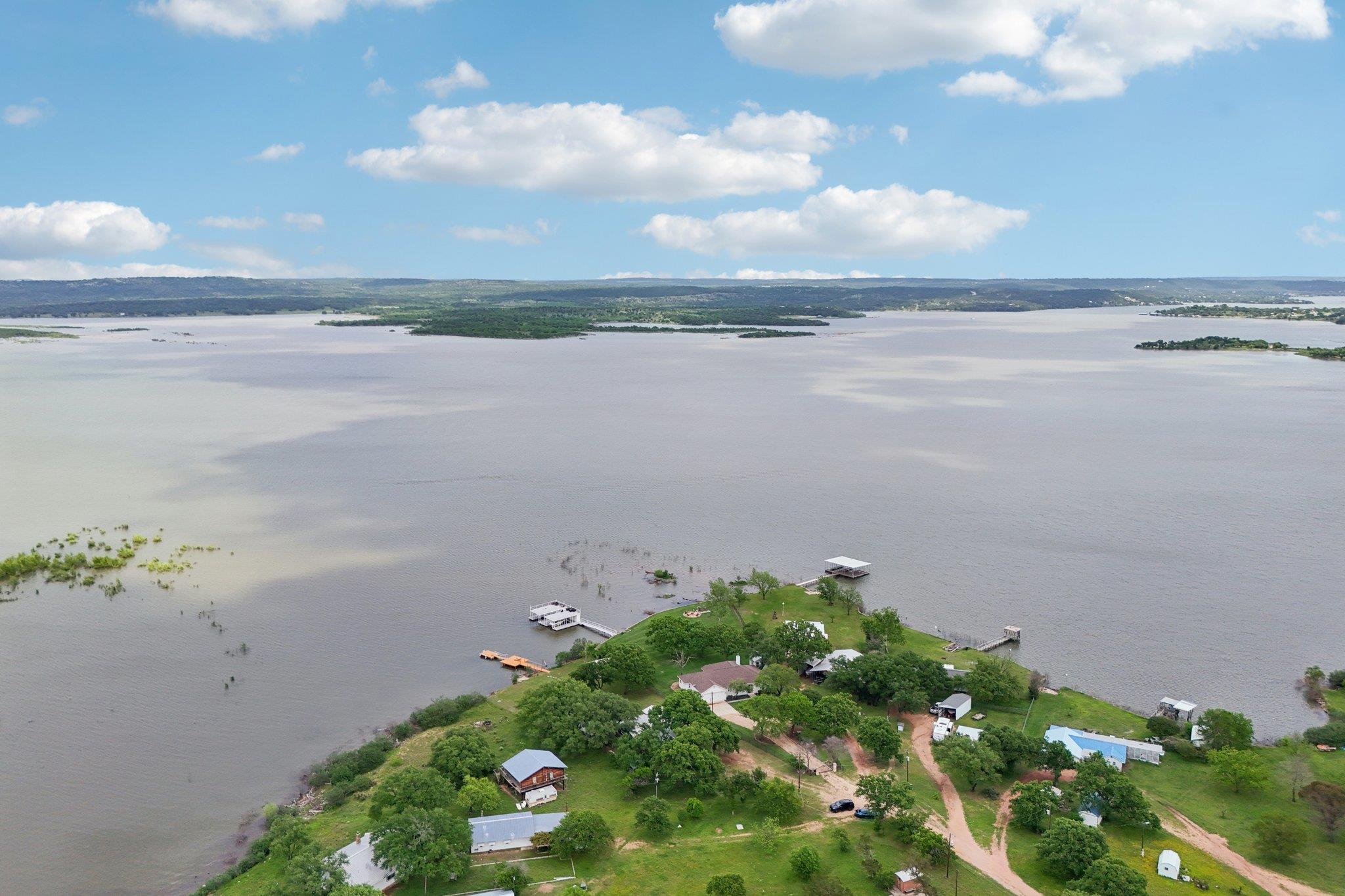 145 Oak Point Dr, Tow, TX 78672