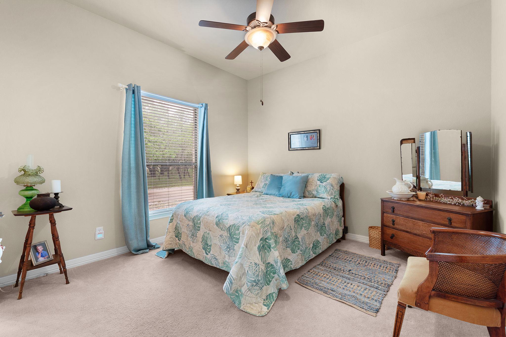 109 Camm Lary Cir, Burnet, TX 78611