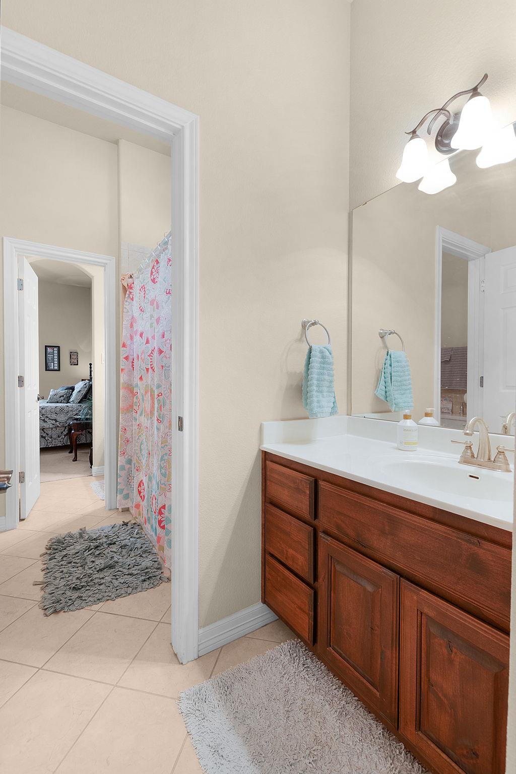 109 Camm Lary Cir, Burnet, TX 78611